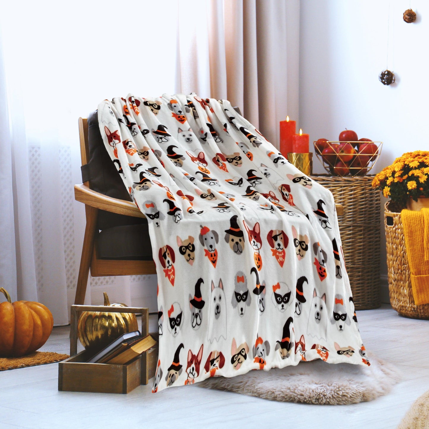 Elegant Comfort Halloween Theme Fleece Throw Blankets - Velvety Feel, 50 x 60 inches