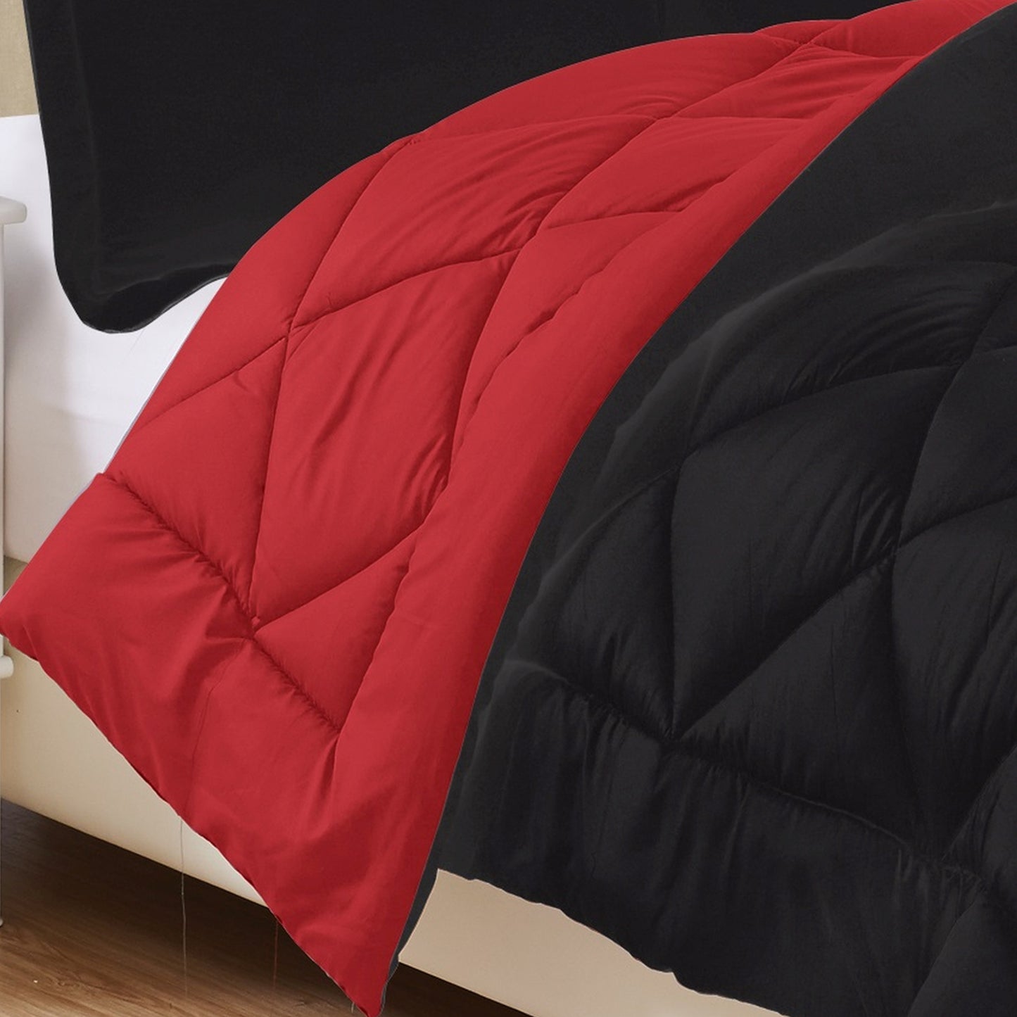 Elegant Comfort 3-Piece Reversible Diamond Stitched Comforter & Shams