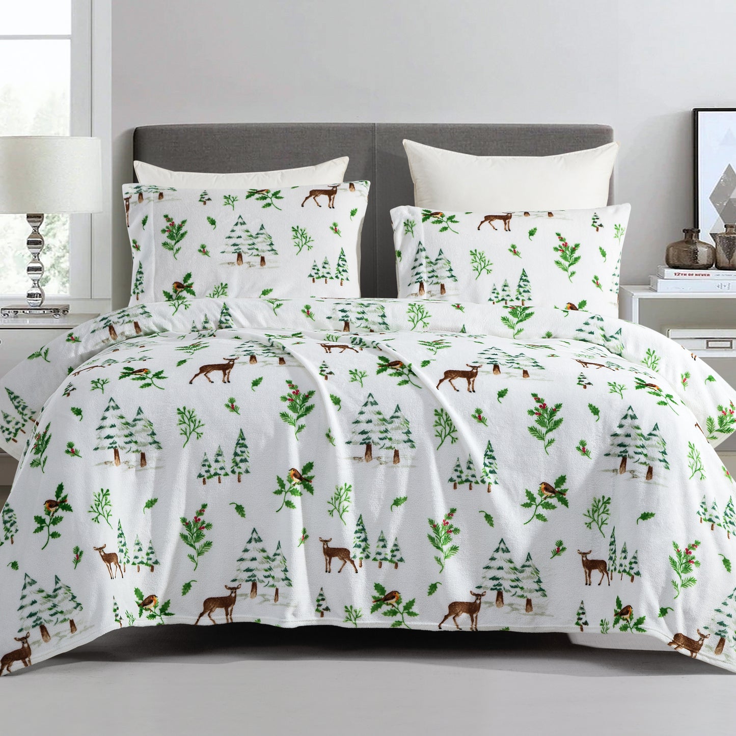Elegant Comfort 4-Piece Holiday Christmas Velvet Plush Flannel Sheet Set