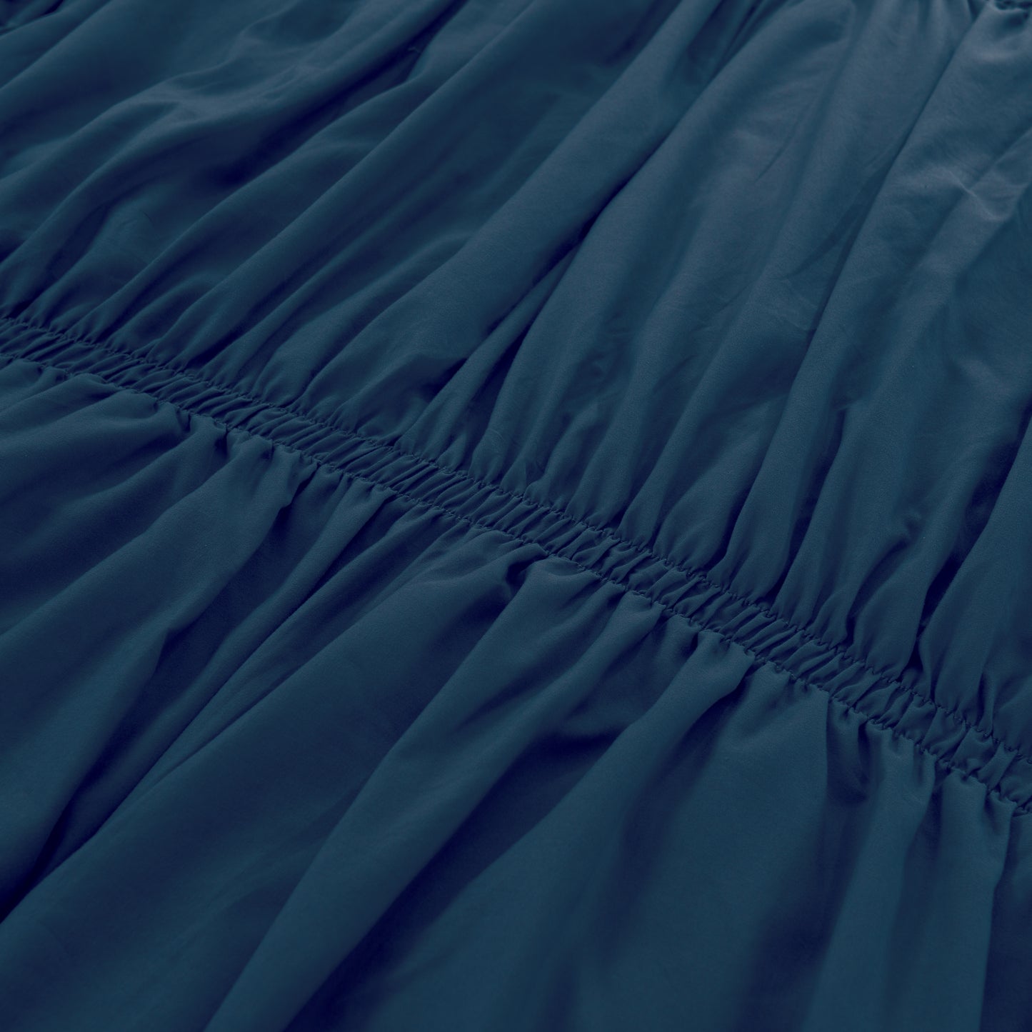 Elegant Comfort 10-Piece Pleated Comforter Set - Includes 4-Piece Sheet Set with Double Sided Storage Pockets