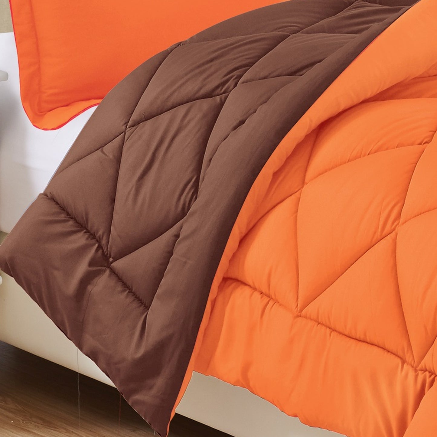 Elegant Comfort 3-Piece Reversible Diamond Stitched Comforter & Shams