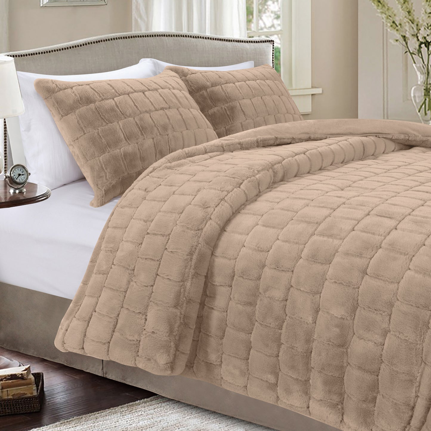 Elegant Comfort Fluffy 3-Piece Faux Rabbit Fur Comforter Set