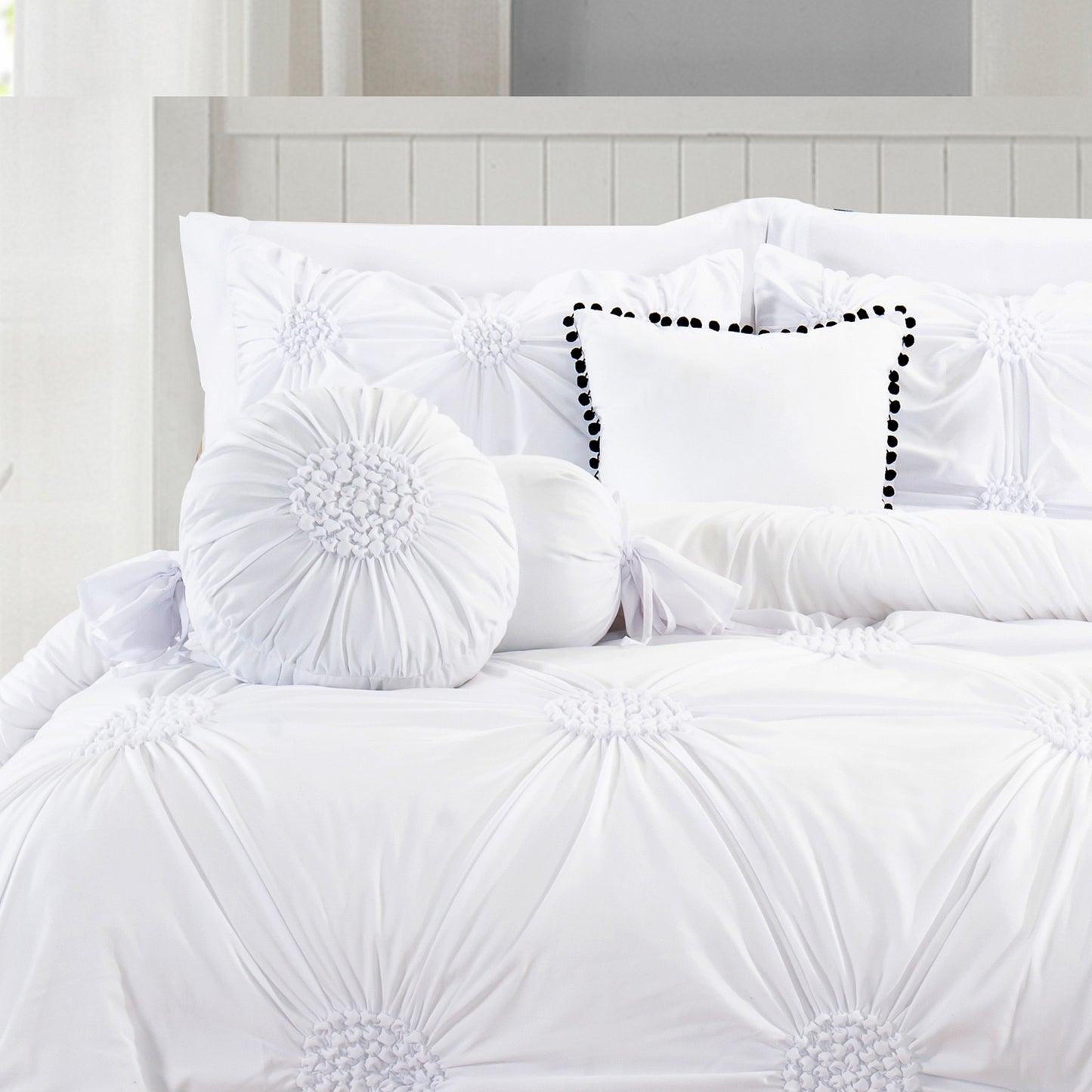 Elegant Comfort 10-Piece Sunflower Comforter Set - Includes 4-Piece Sheet Set with Double Sided Storage Pockets