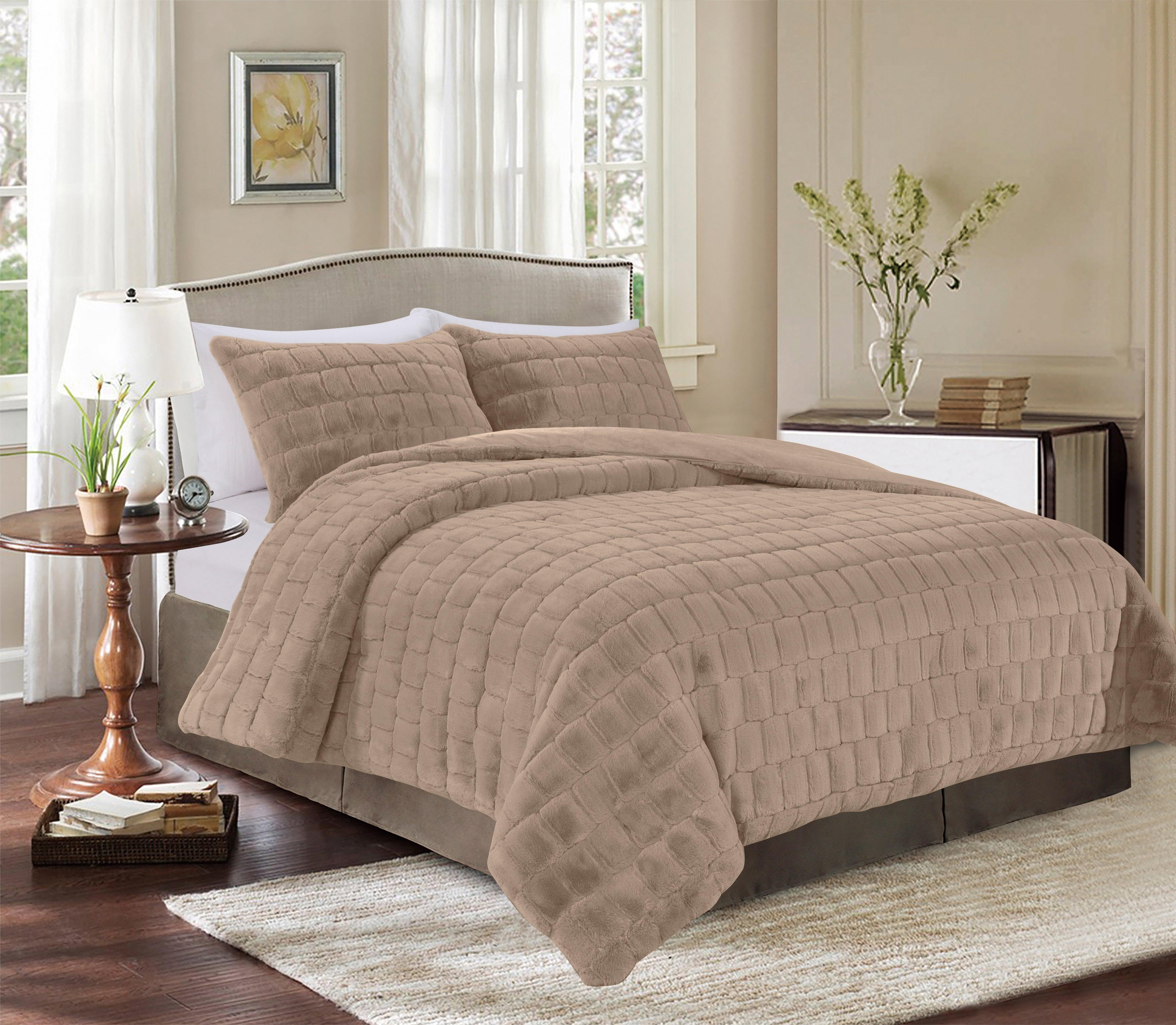 Fluffy 3-Piece Faux Rabbit Fur Comforter Set