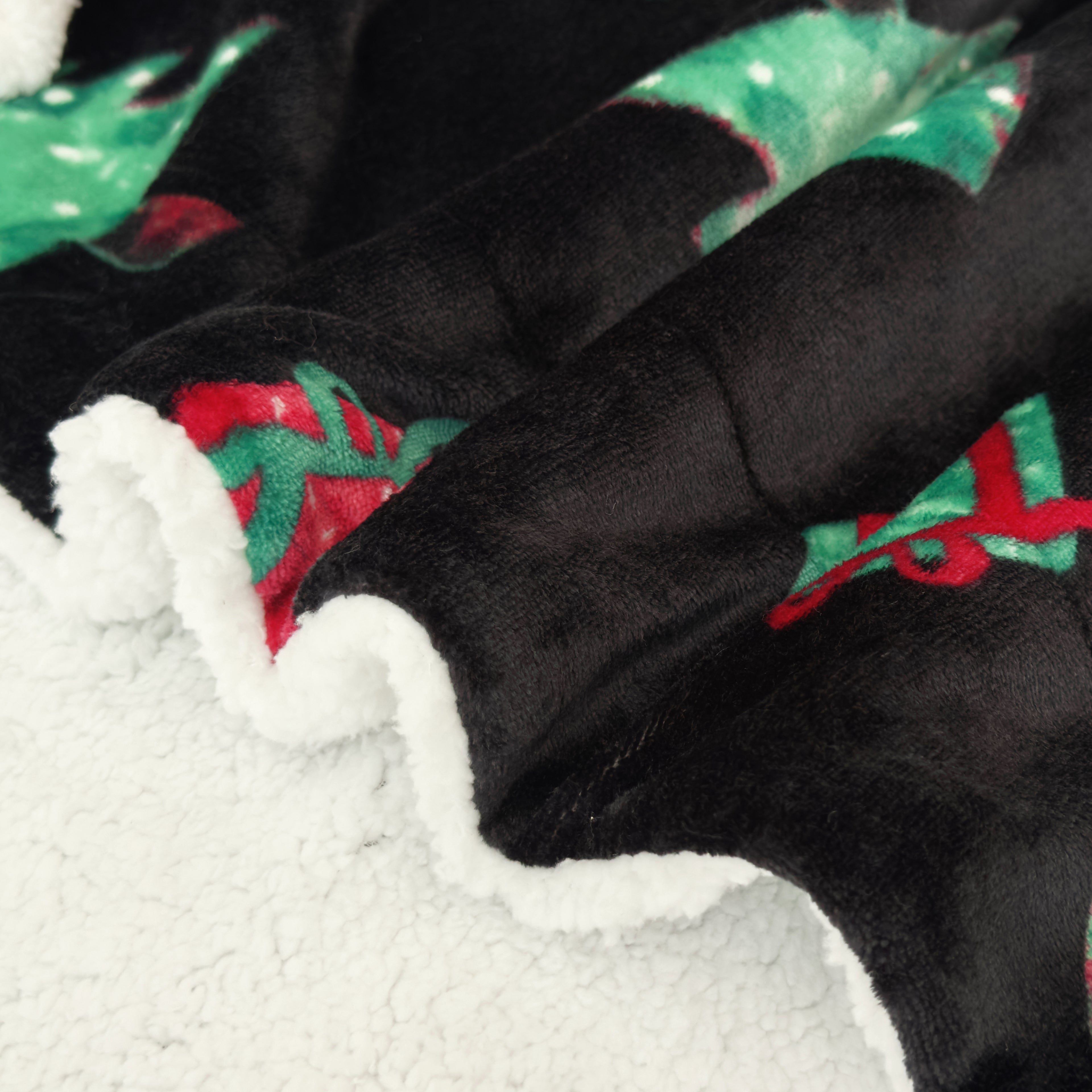Christmas Sherpa Throw with Flannel Fleece - 50 x 60 inches