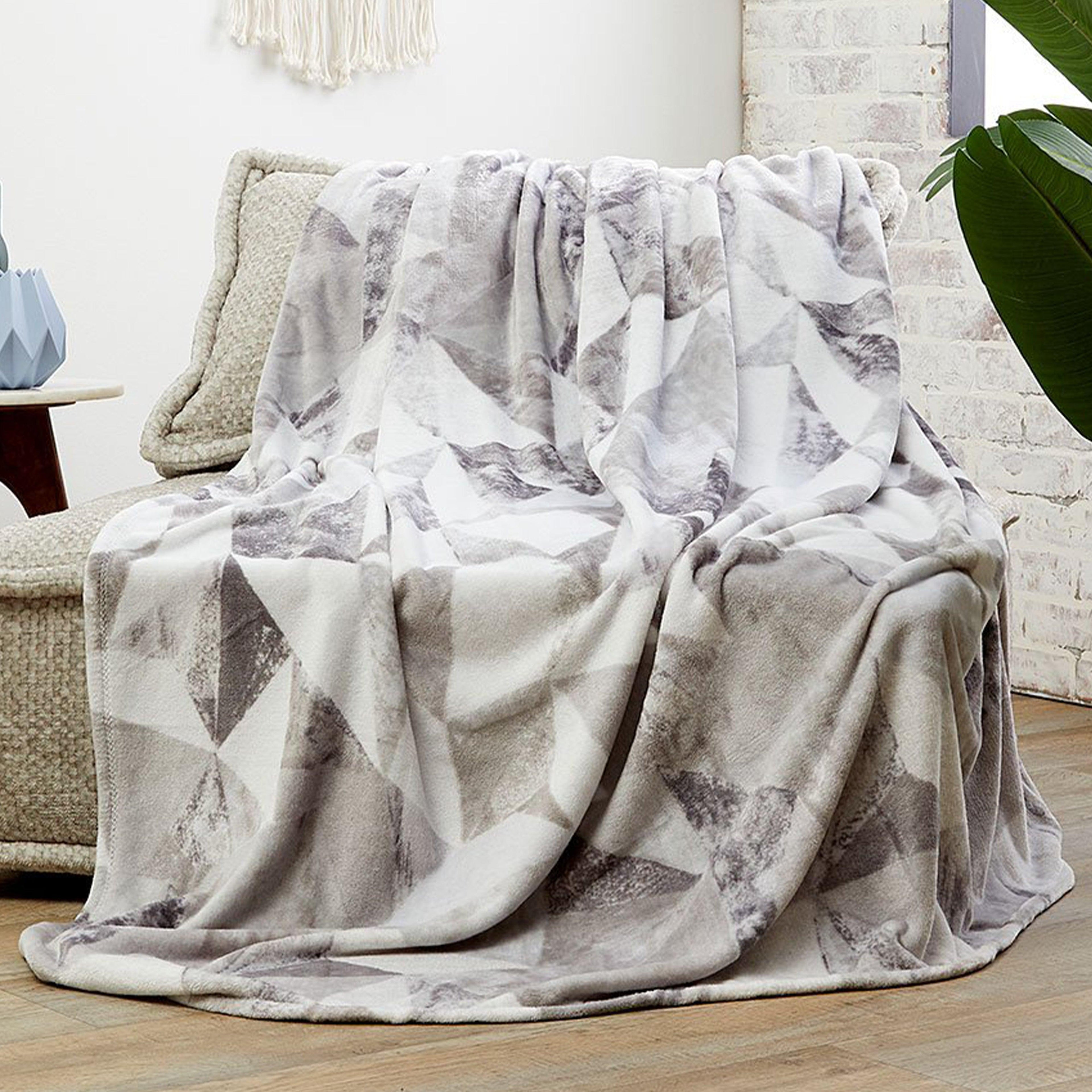 Ultra Soft Lightweight Printed Throw Blanket - 50 x 60 inches