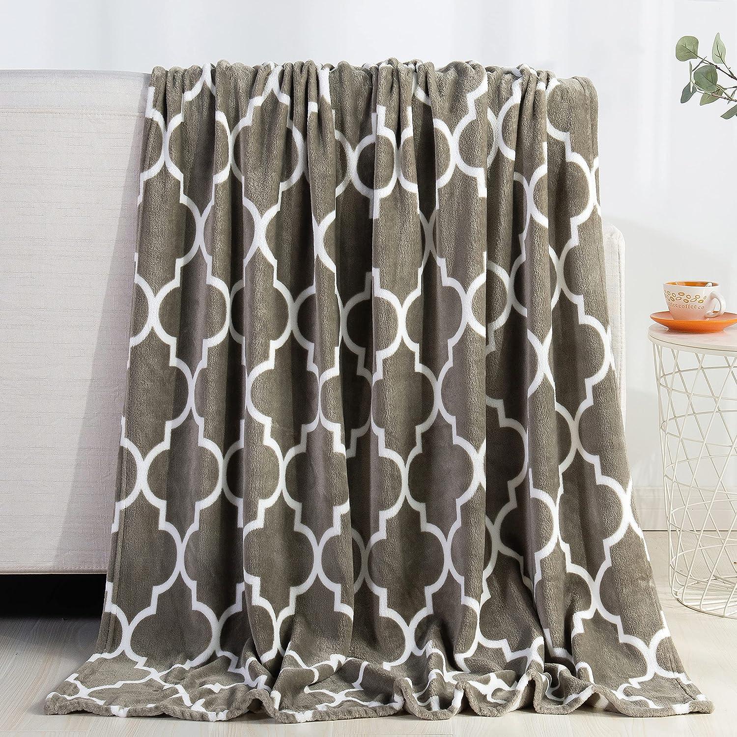 Plush All Season Lightweight Throw Blanket - 50 x 60 inches