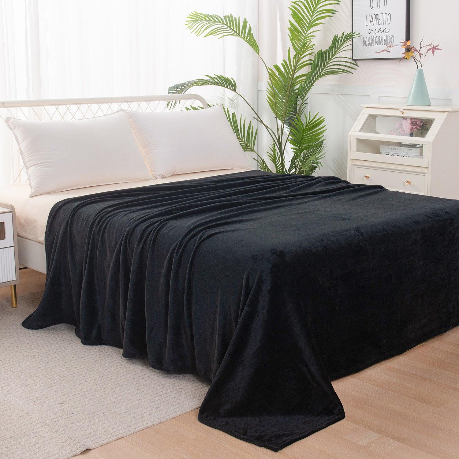 Velvet Plush Fleece Blanket Solid Color Design - Velour Blanket