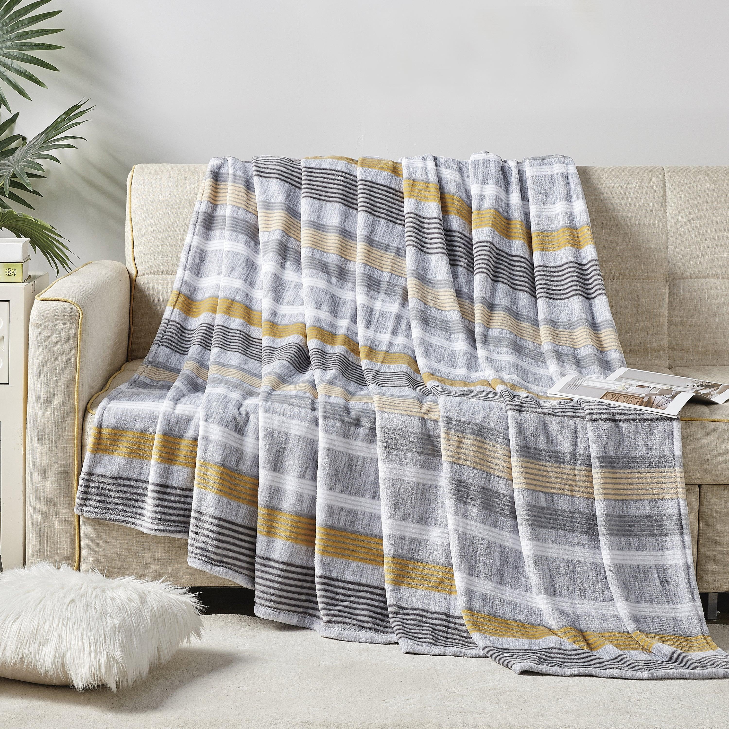 Printed Bed or Oversized Couch Blanket - Lightweight for All Season Warmth