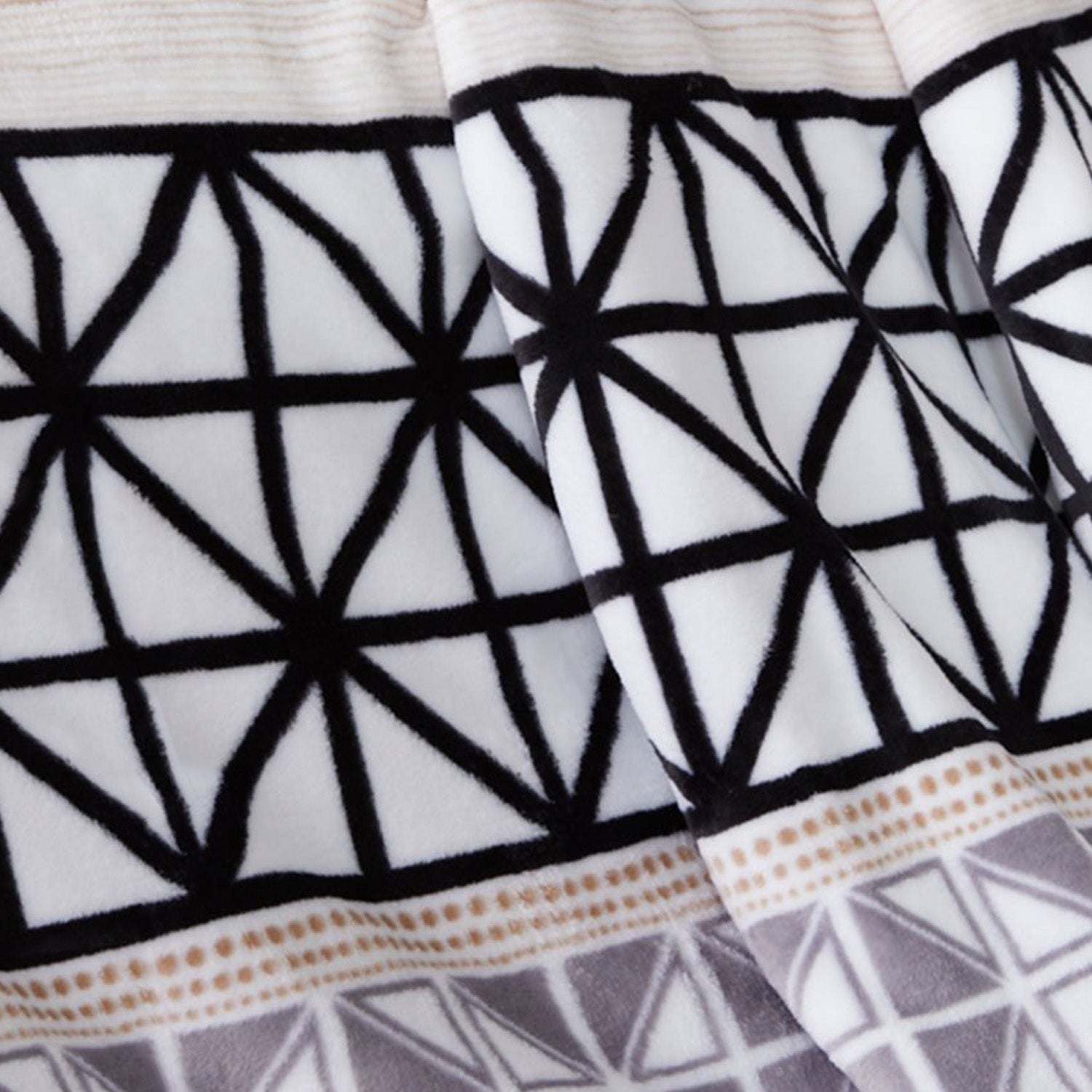 50" x 70" Decorative Flannel Fleece Throw Blanket