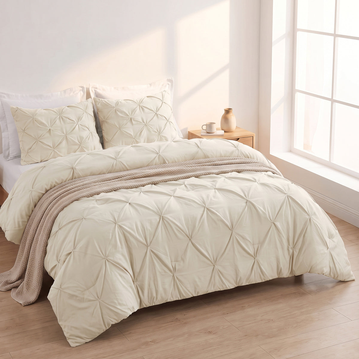 Pinch Pleated Pintuck Pattern, 3-Piece Duvet Cover Set - Features Corner Ties