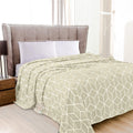 Cube Printed Velour Fleece Blanket - Geometric Design Velvety Feel