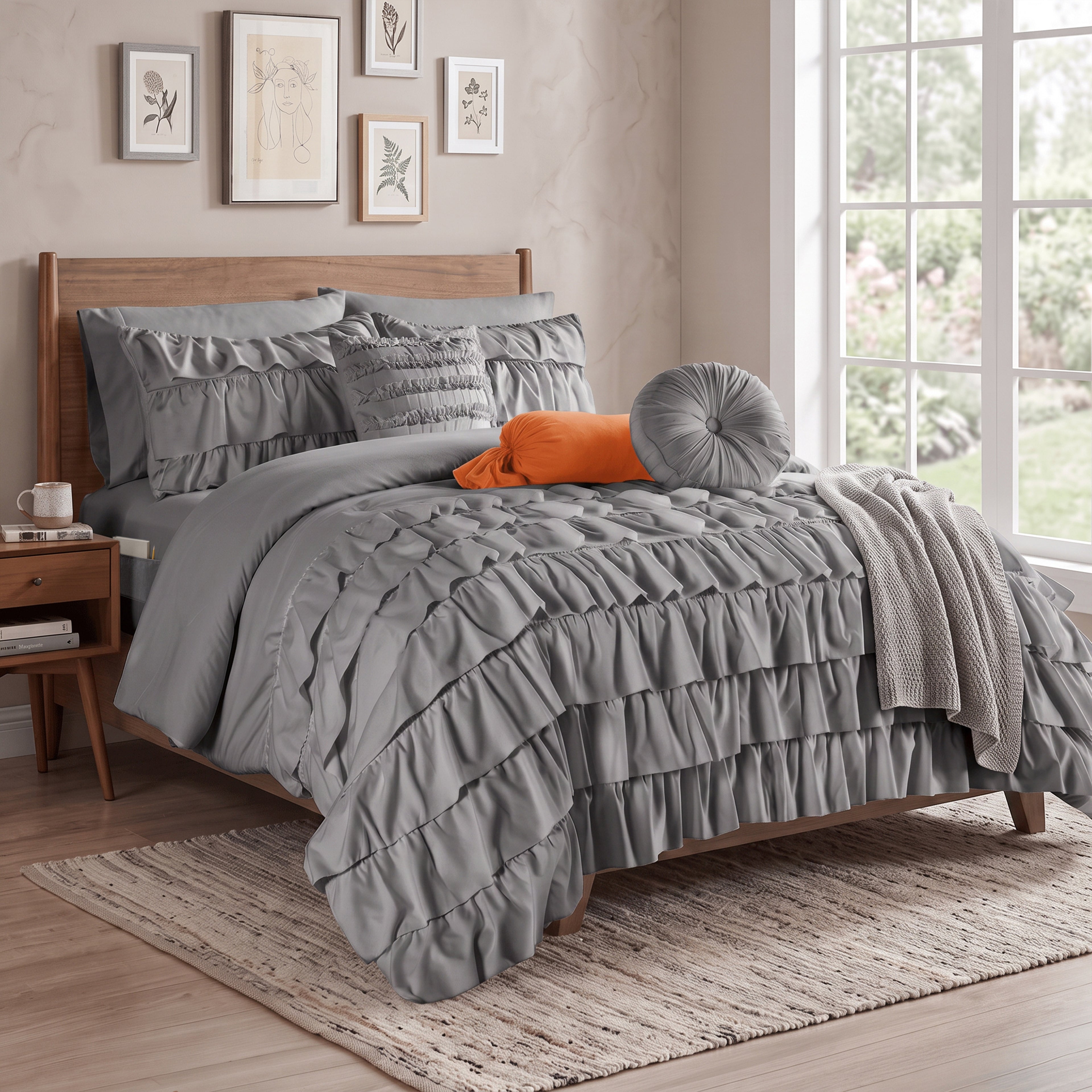 10-Piece Cinderella Comforter Set, Includes 4-Piece Sheet Set with Double Sided Storage Pockets