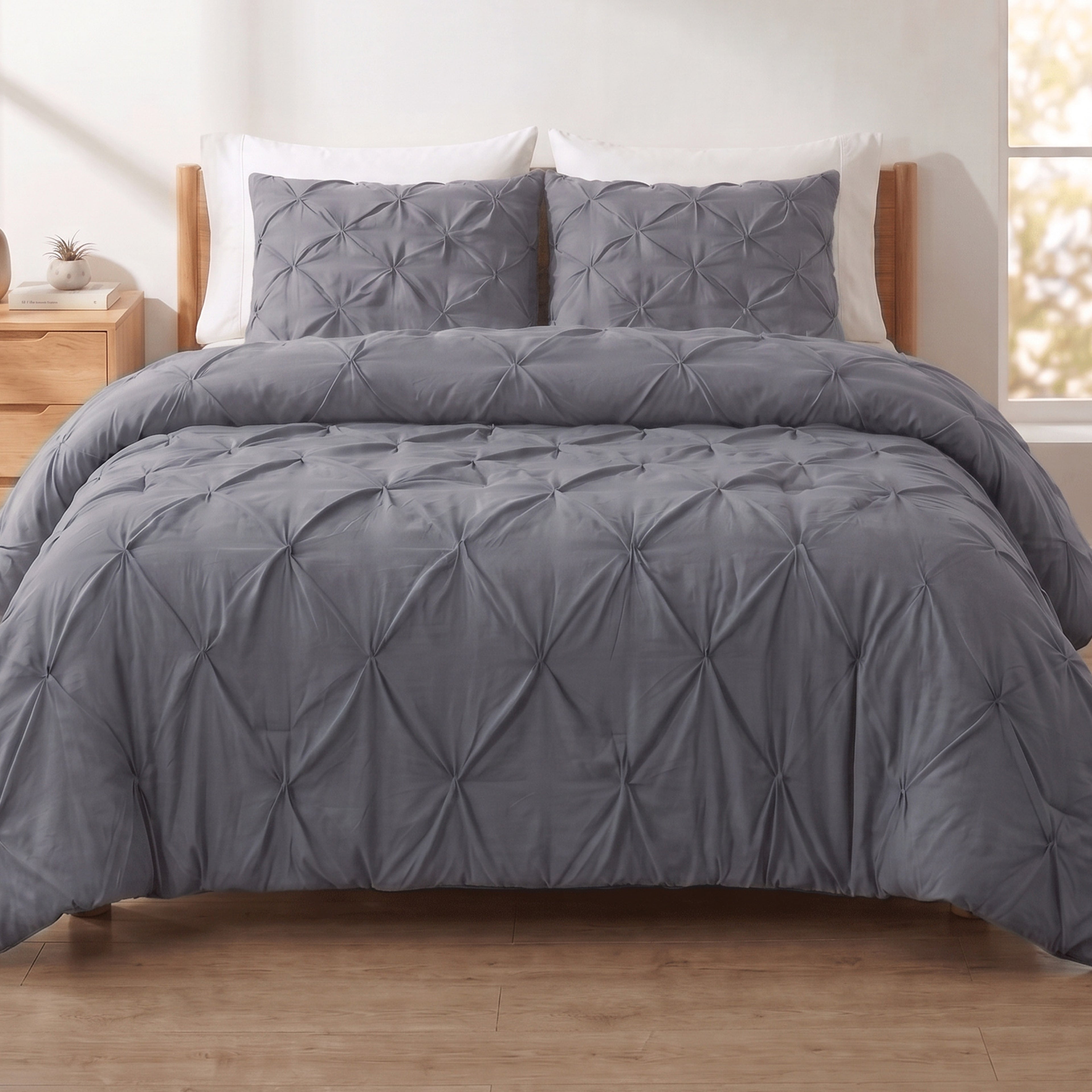 Pinch Pleated Pintuck Pattern, 3-Piece Duvet Cover Set - Features Corner Ties