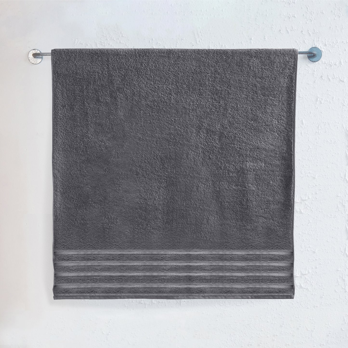 Elegant Comfort 1-Piece Premium Turkish Cotton 4 Lines Stripe Jumbo Towel, 35x 70 inch