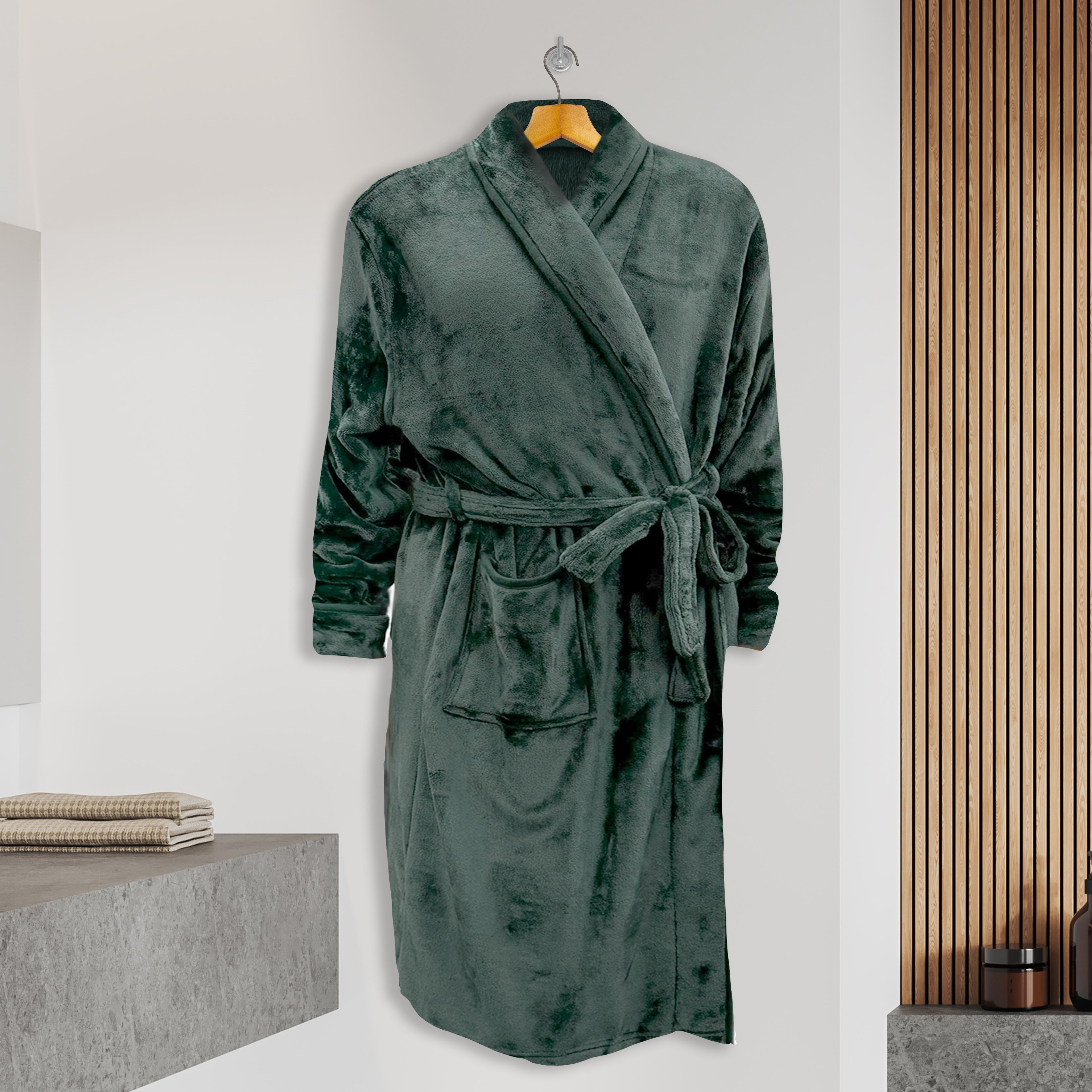 Men Shawl Collar Velvet Fleece Long Bathrobe