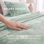 4-Piece Velvet Plush Flannel Sheet Set