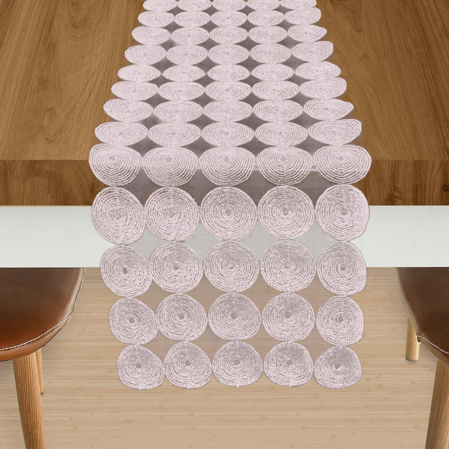 Elegant Comfort Embroidery Misho Table Runner