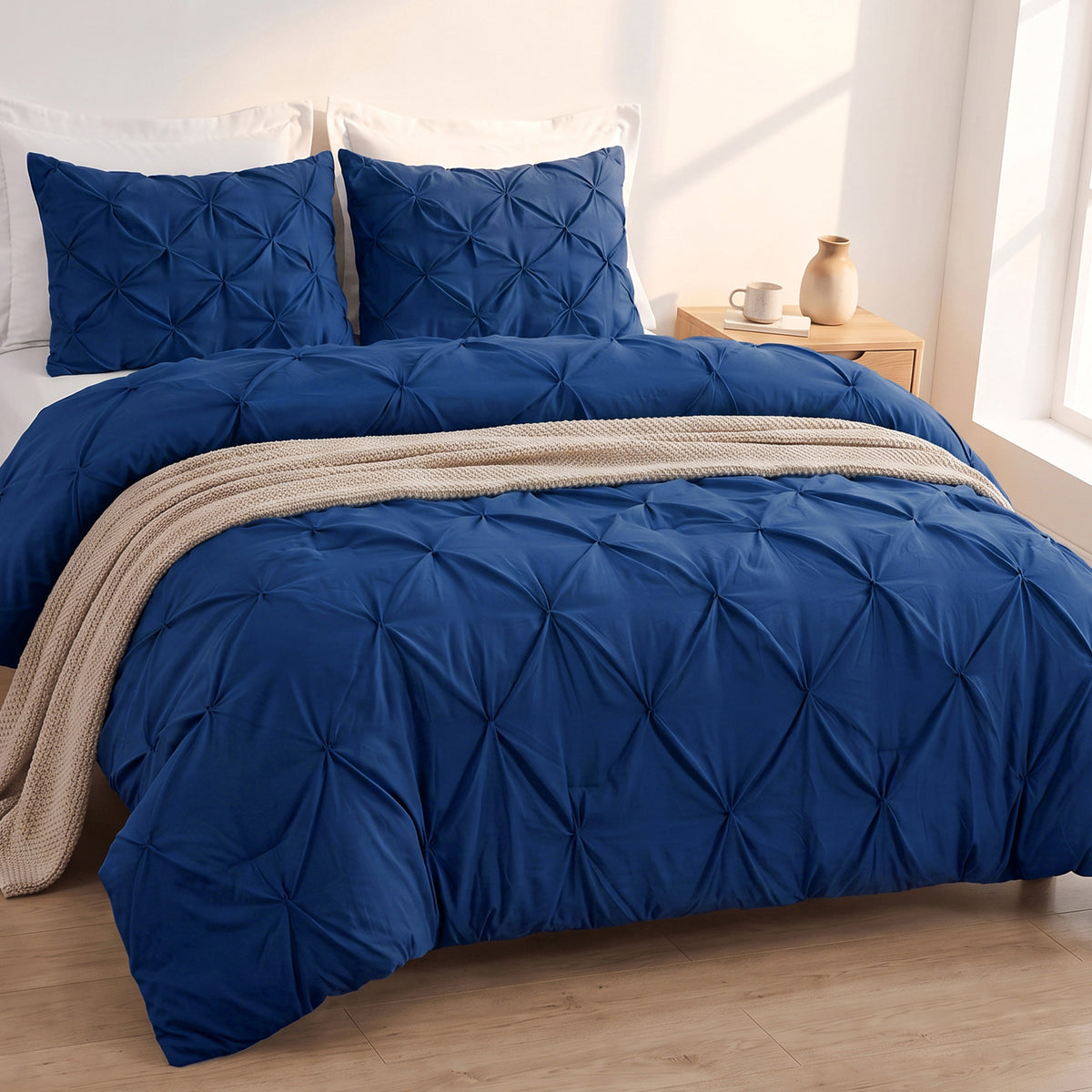 Pinch Pleated Pintuck Pattern, 3-Piece Duvet Cover Set - Features Corner Ties