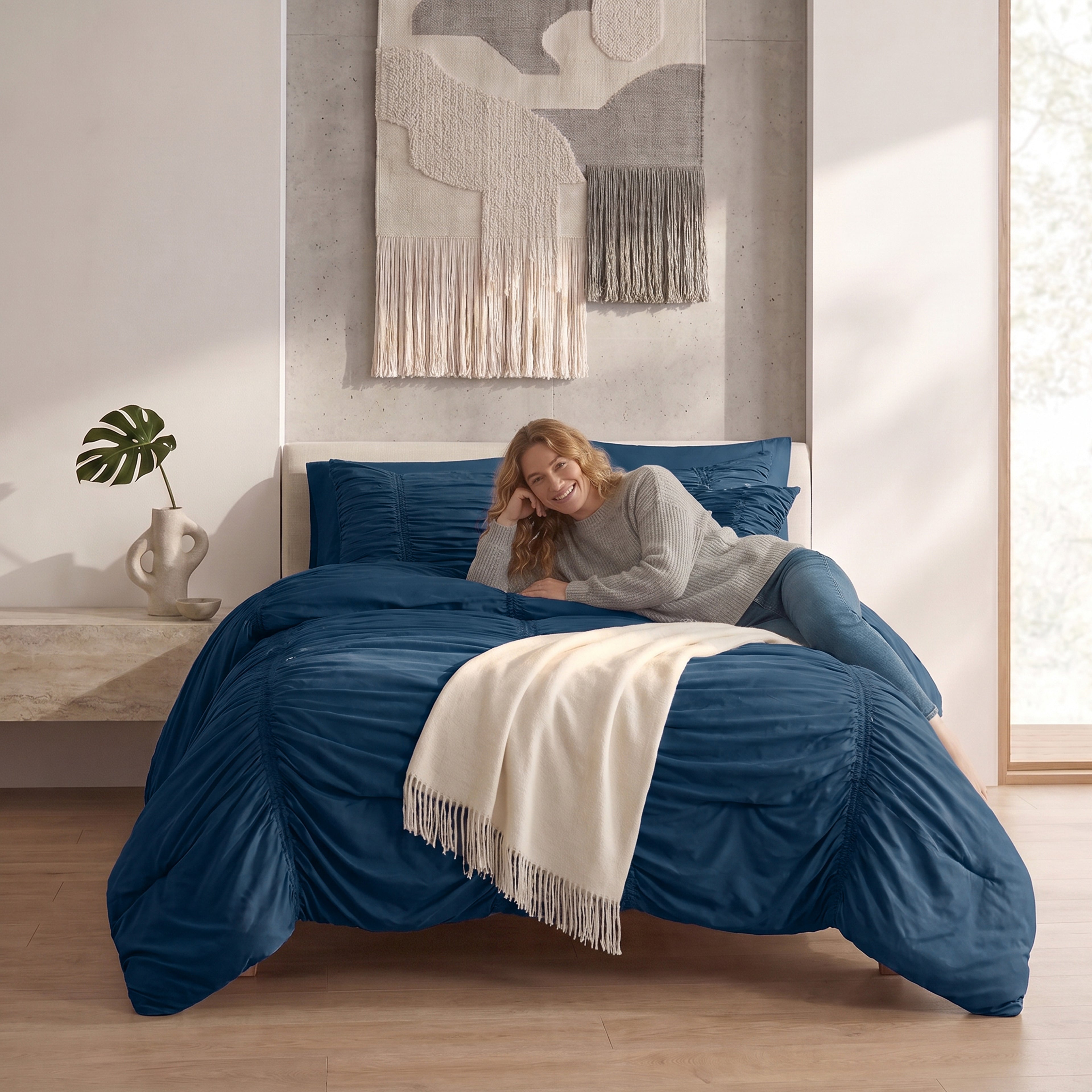 10-Piece Pleated Comforter Set - Includes 4-Piece Sheet Set with Double Sided Storage Pockets