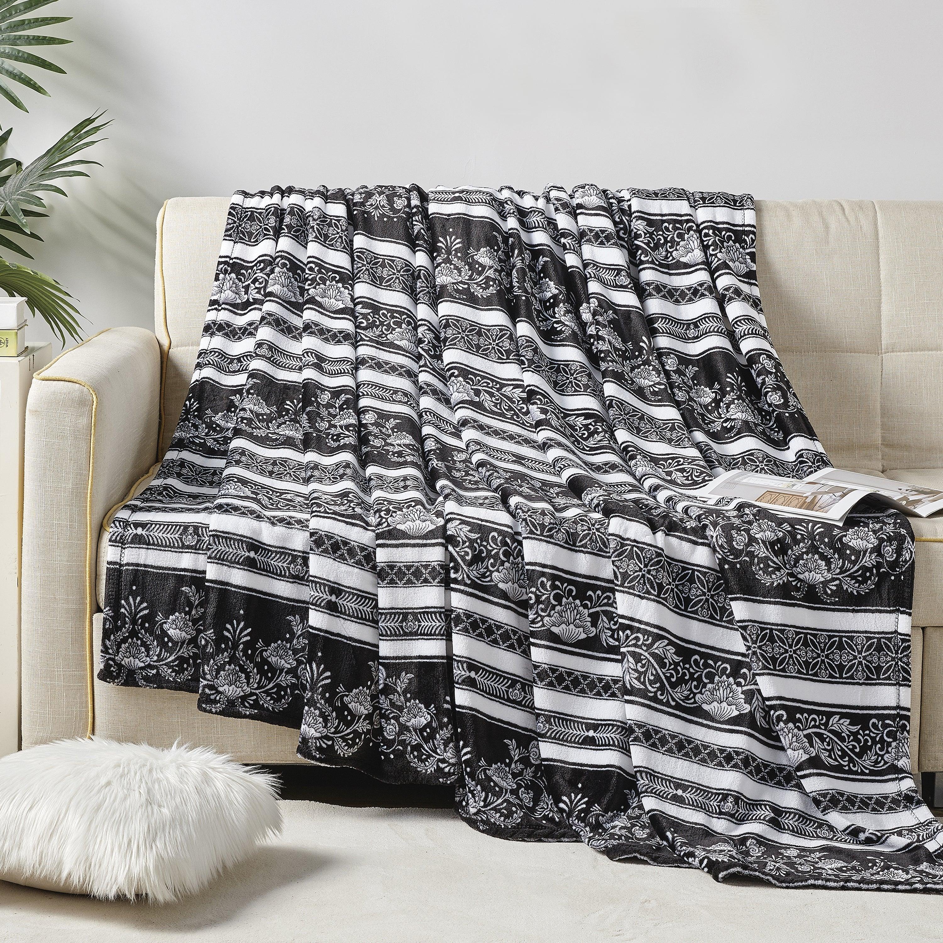 Printed Bed or Oversized Couch Blanket - Lightweight for All Season Warmth