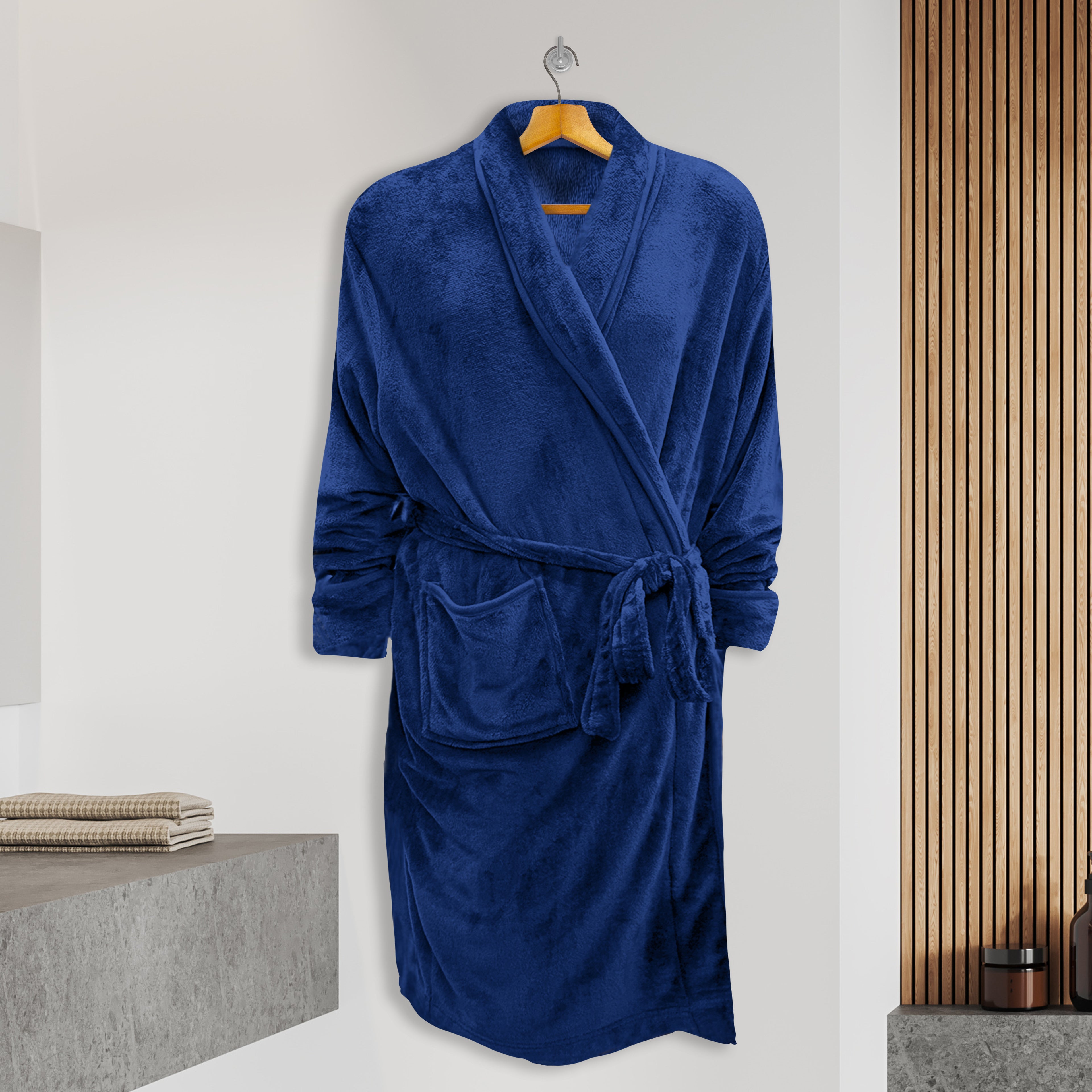 Men Shawl Collar Velvet Fleece Long Bathrobe