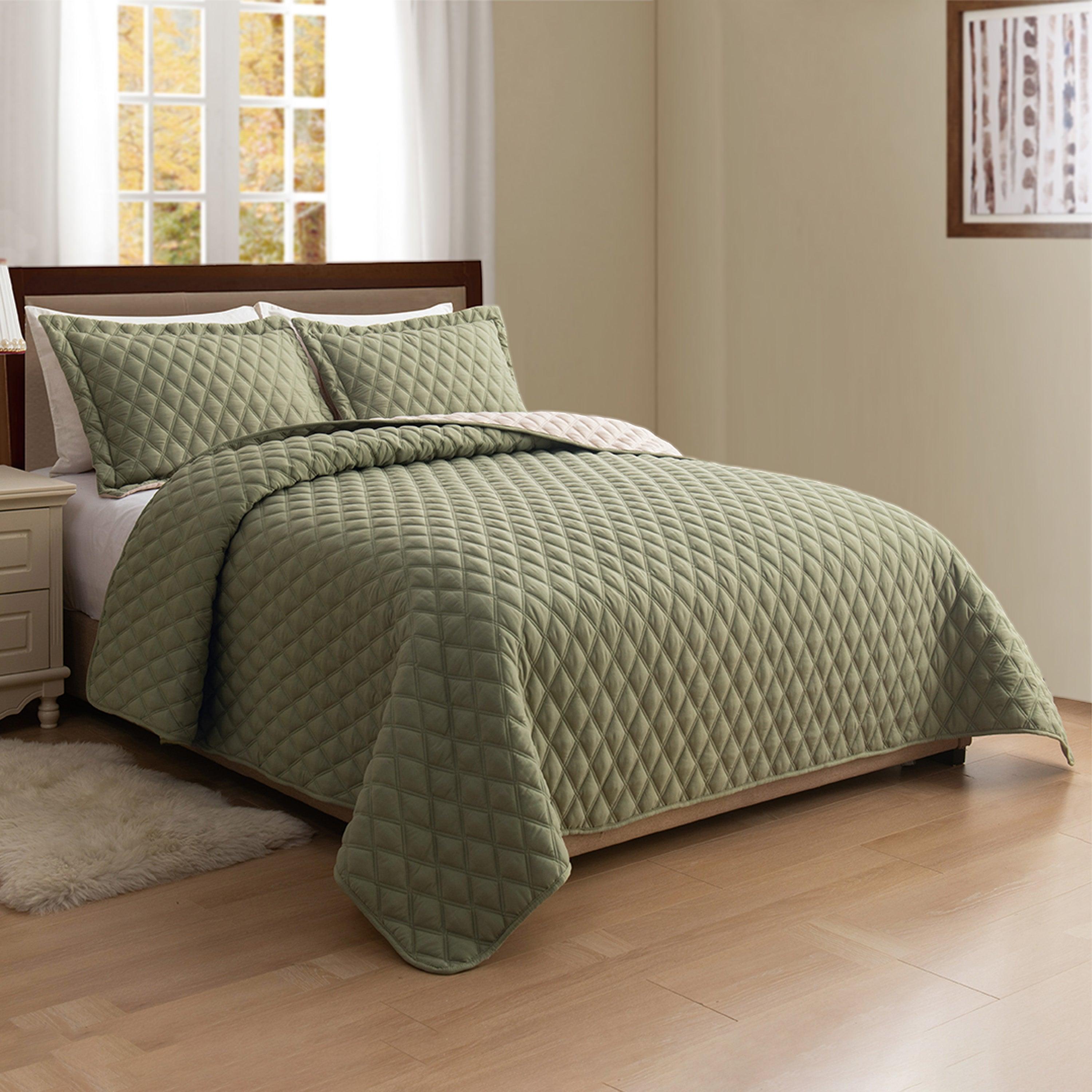 3-Piece Diamond Quilted Reversible Bedspread Coverlet Set