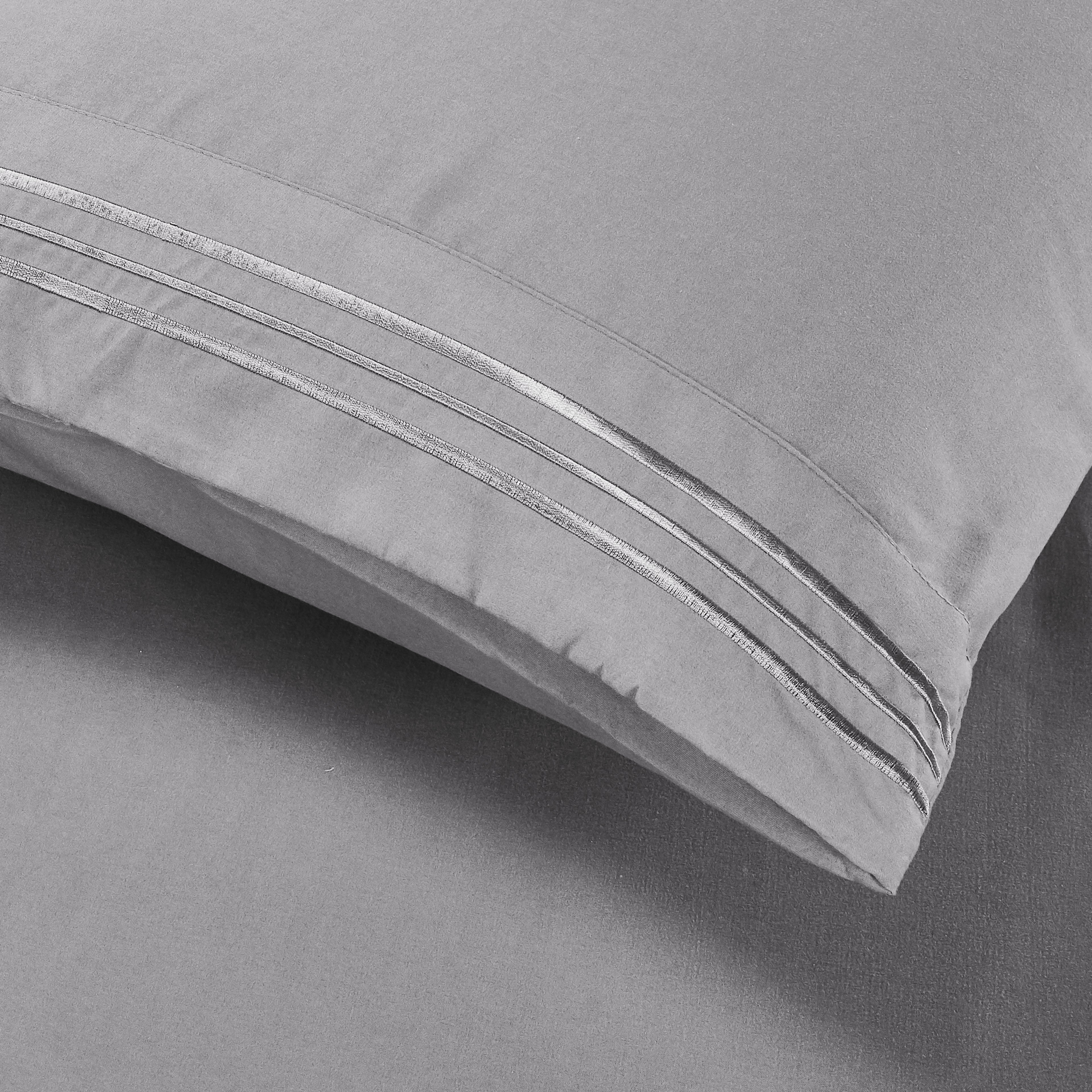 Essential Solid 3 Line Embroidery - Soft as a Hotel Premium Quality, 4-Piece Sheet Set, Bright Shades