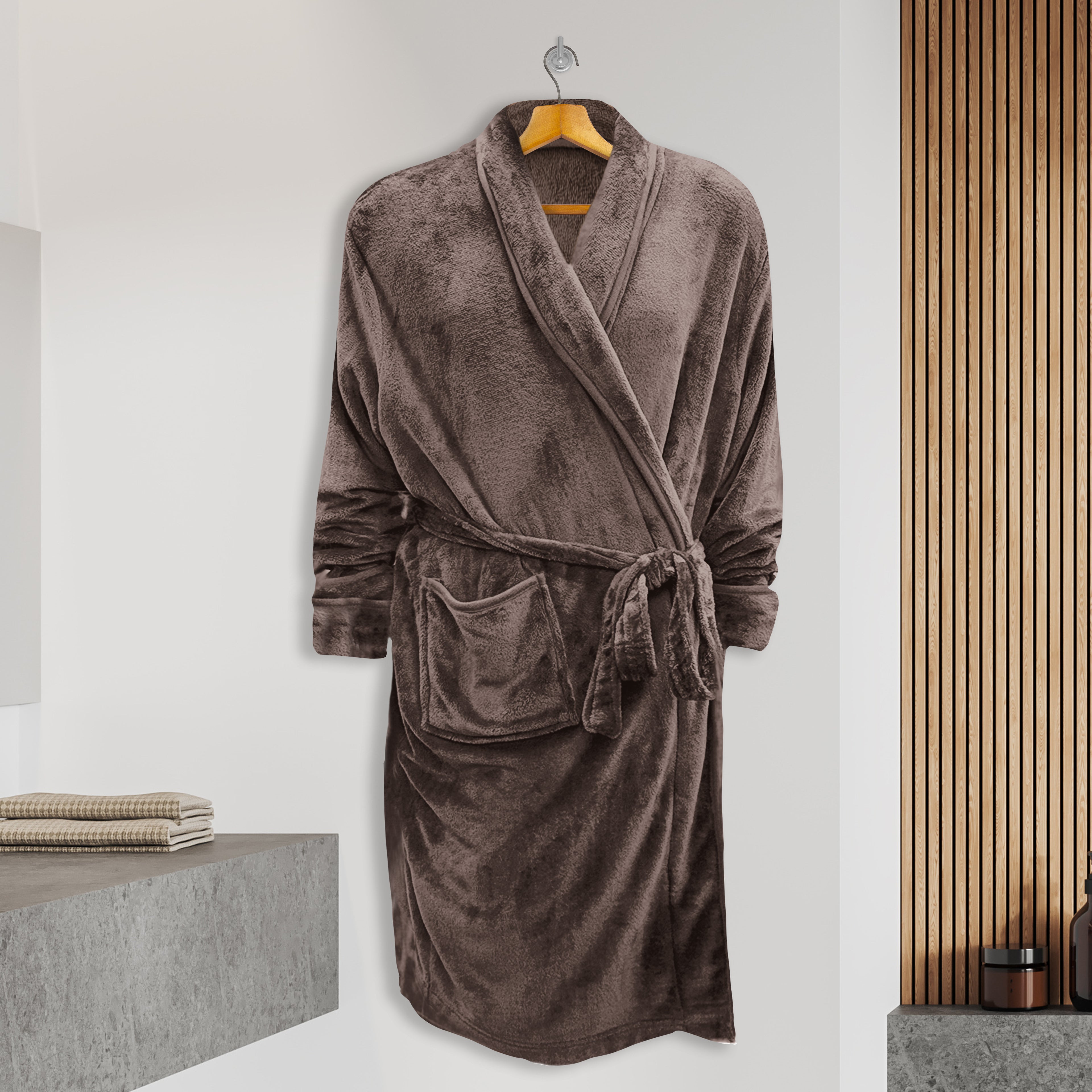 Men Shawl Collar Velvet Fleece Long Bathrobe