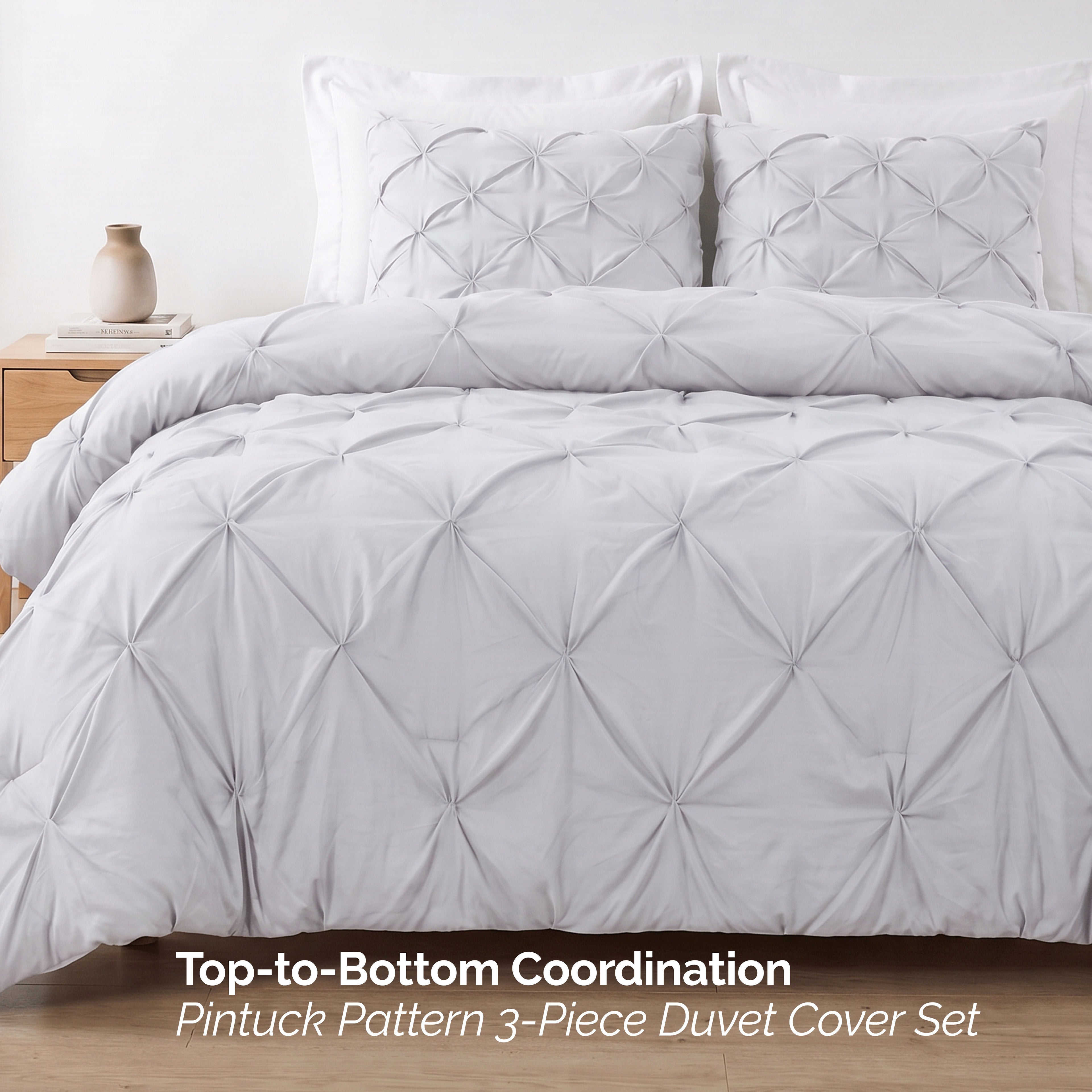 Pinch Pleated Pintuck Pattern, 3-Piece Duvet Cover Set - Features Corner Ties