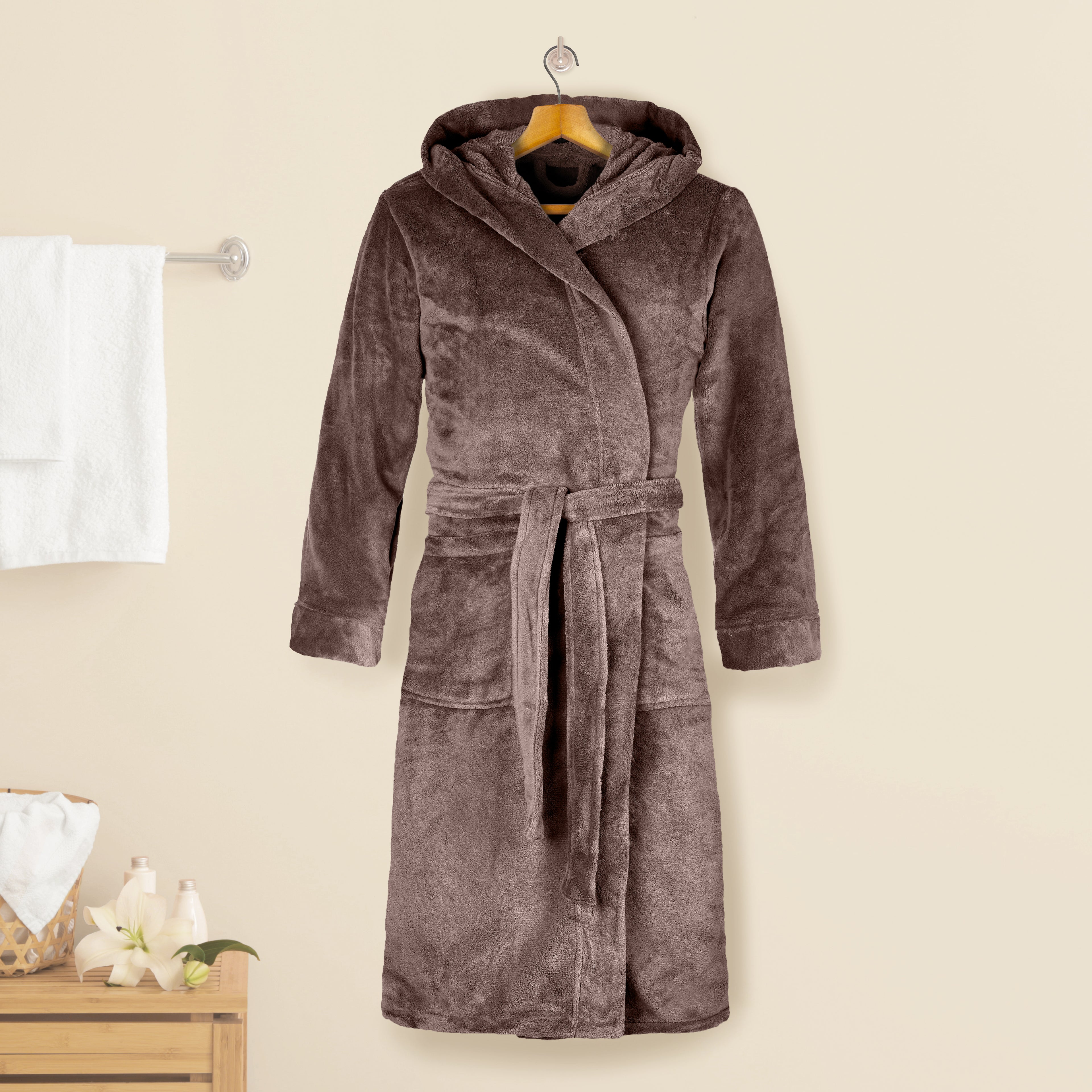 Women Hooded Velvet Fleece Long Bathrobe
