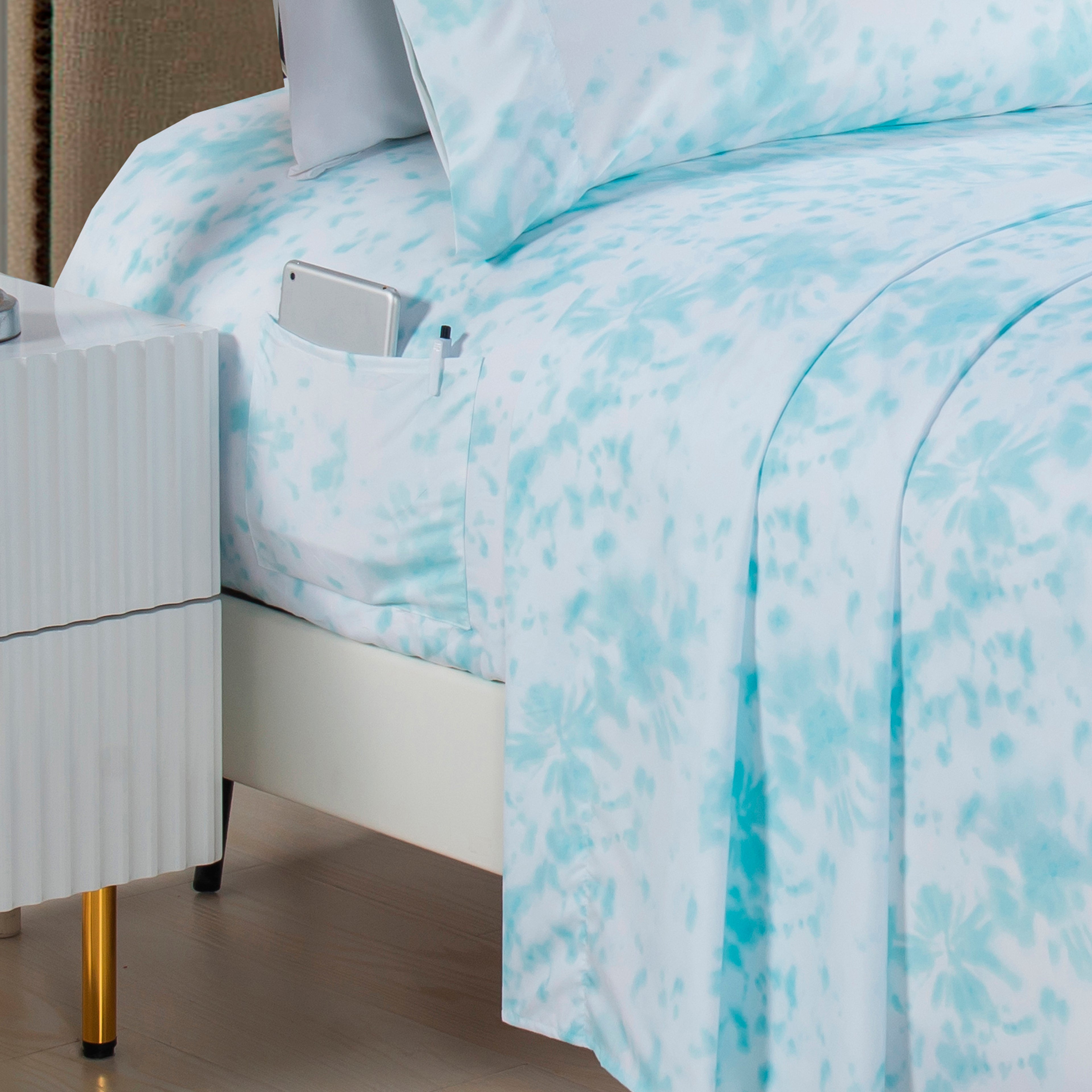 6-Piece Colorful Tie Dye Pattern Sheet Set - Soft as a Hotel Premium Quality Bedding