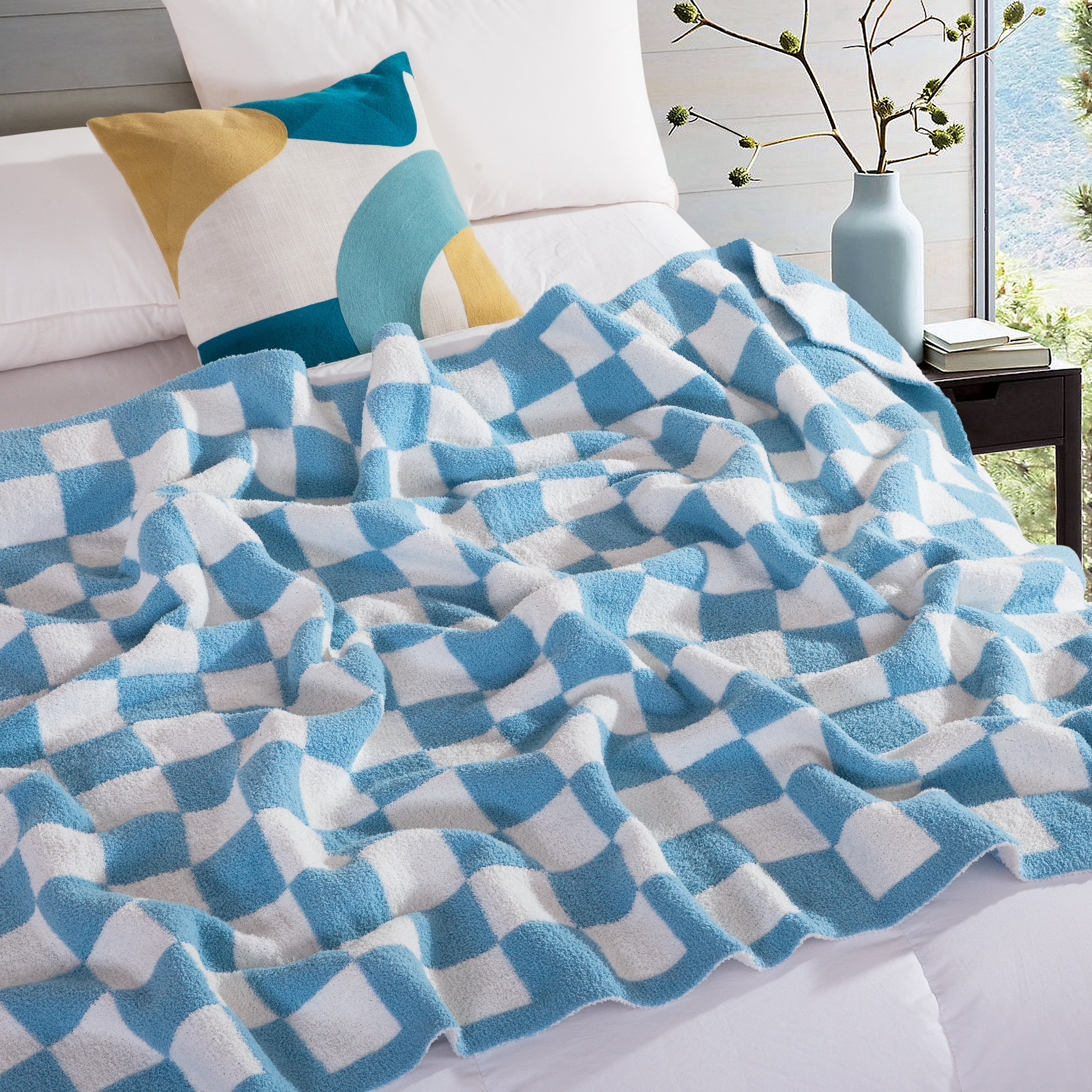 50" x 70"  Ultra Soft Checkered Knitted Throw Blanket
