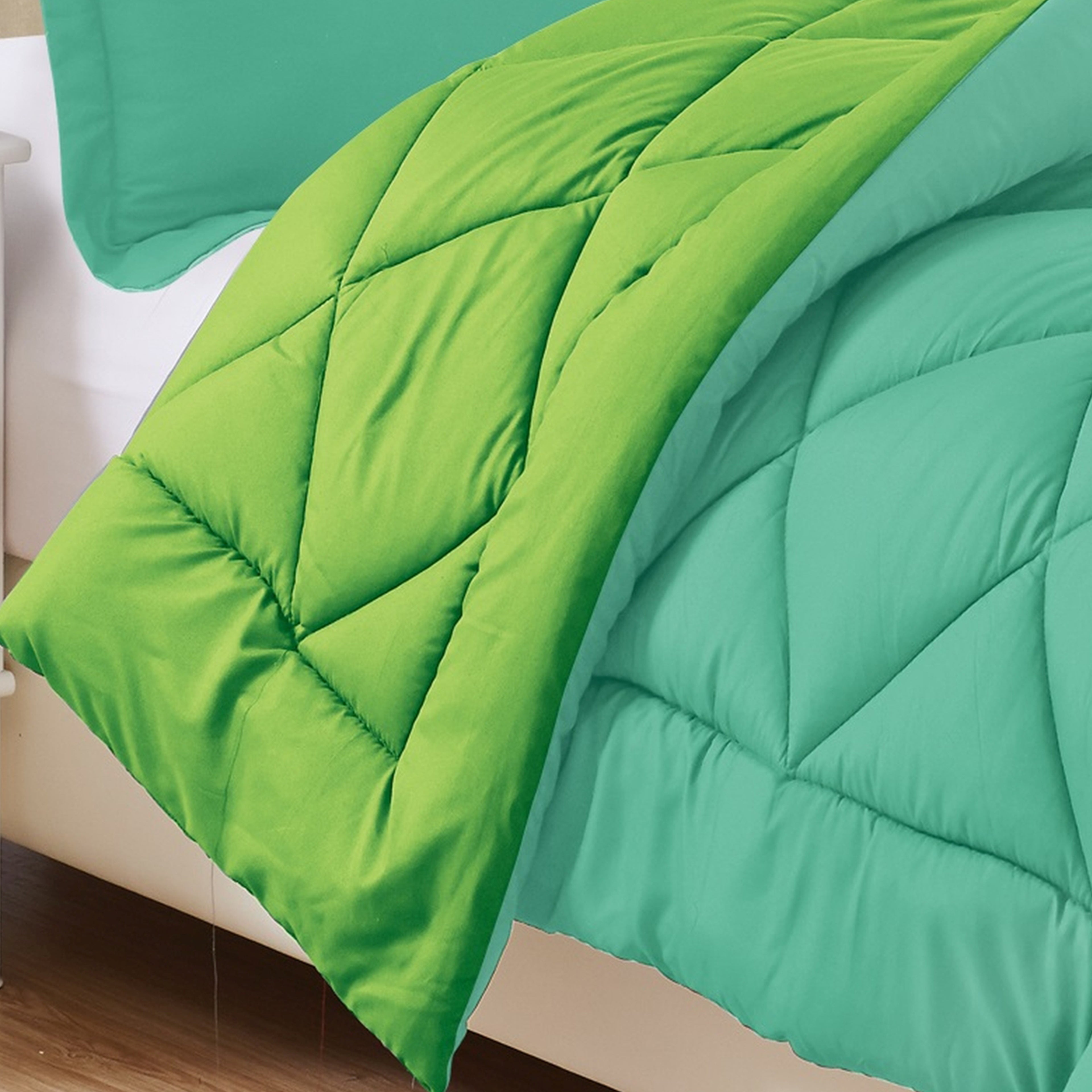 3-Piece Reversible Diamond Stitched Comforter & Shams