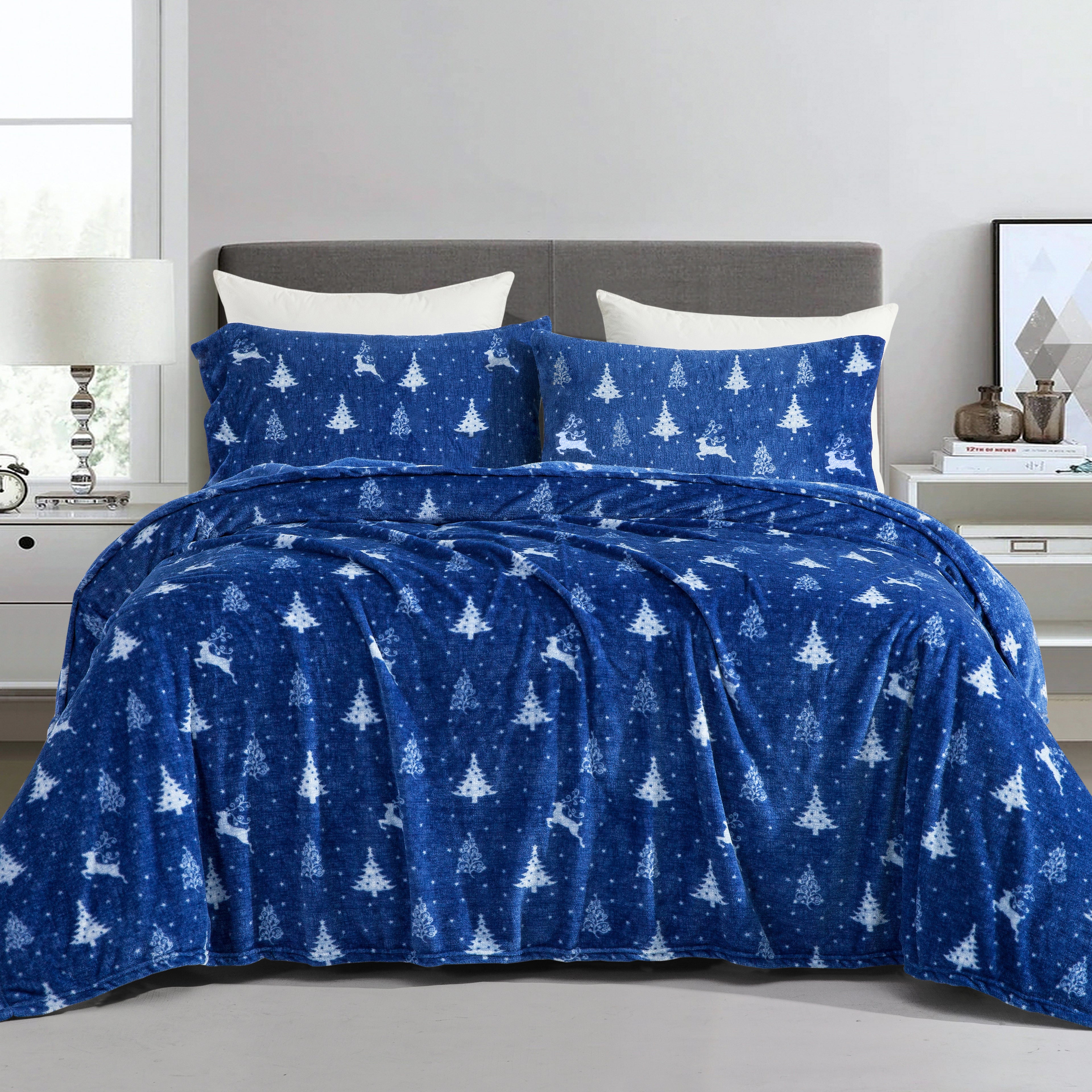 4-Piece Holiday Christmas Velvet Plush Flannel Sheet Set