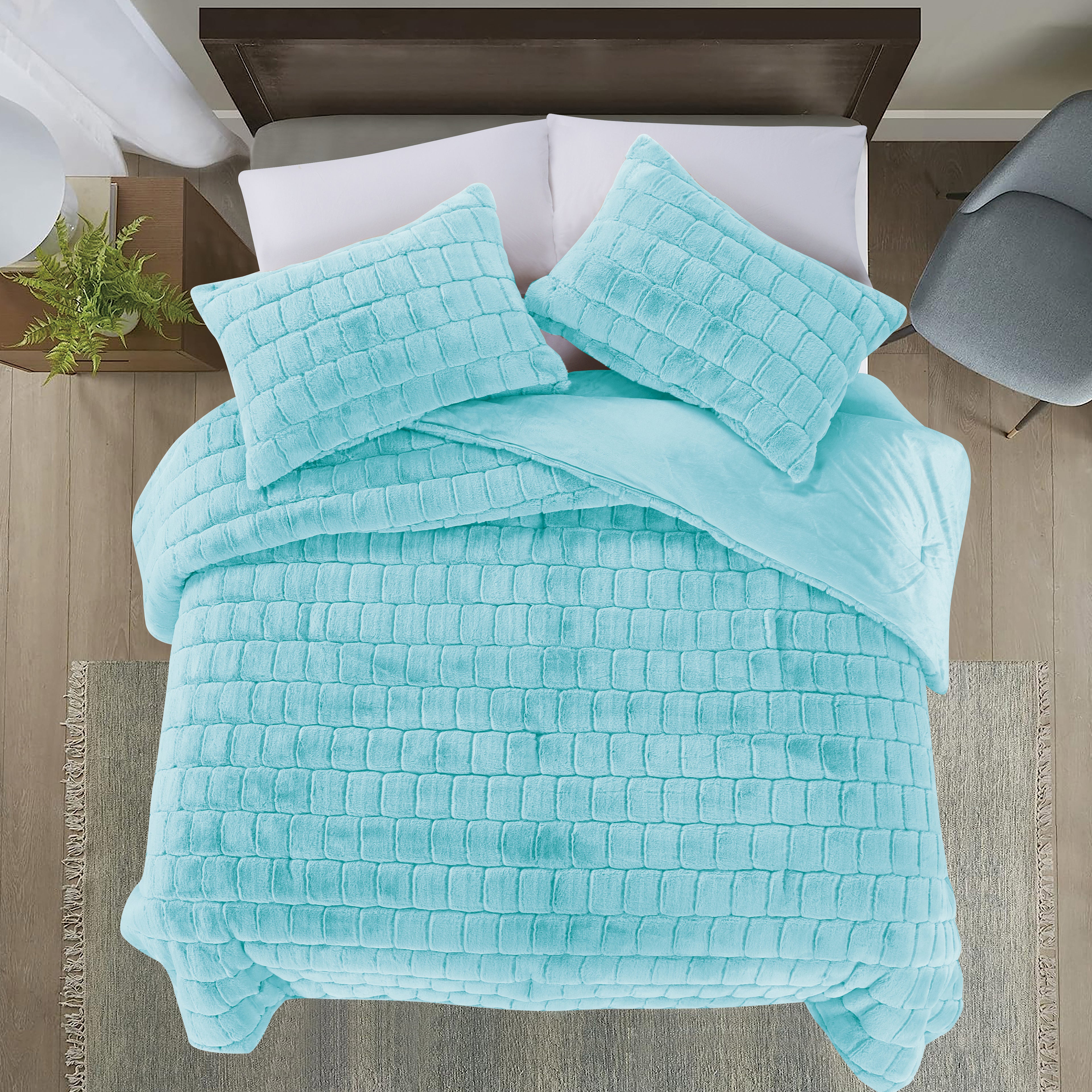 Fluffy 3-Piece Faux Rabbit Fur Comforter Set