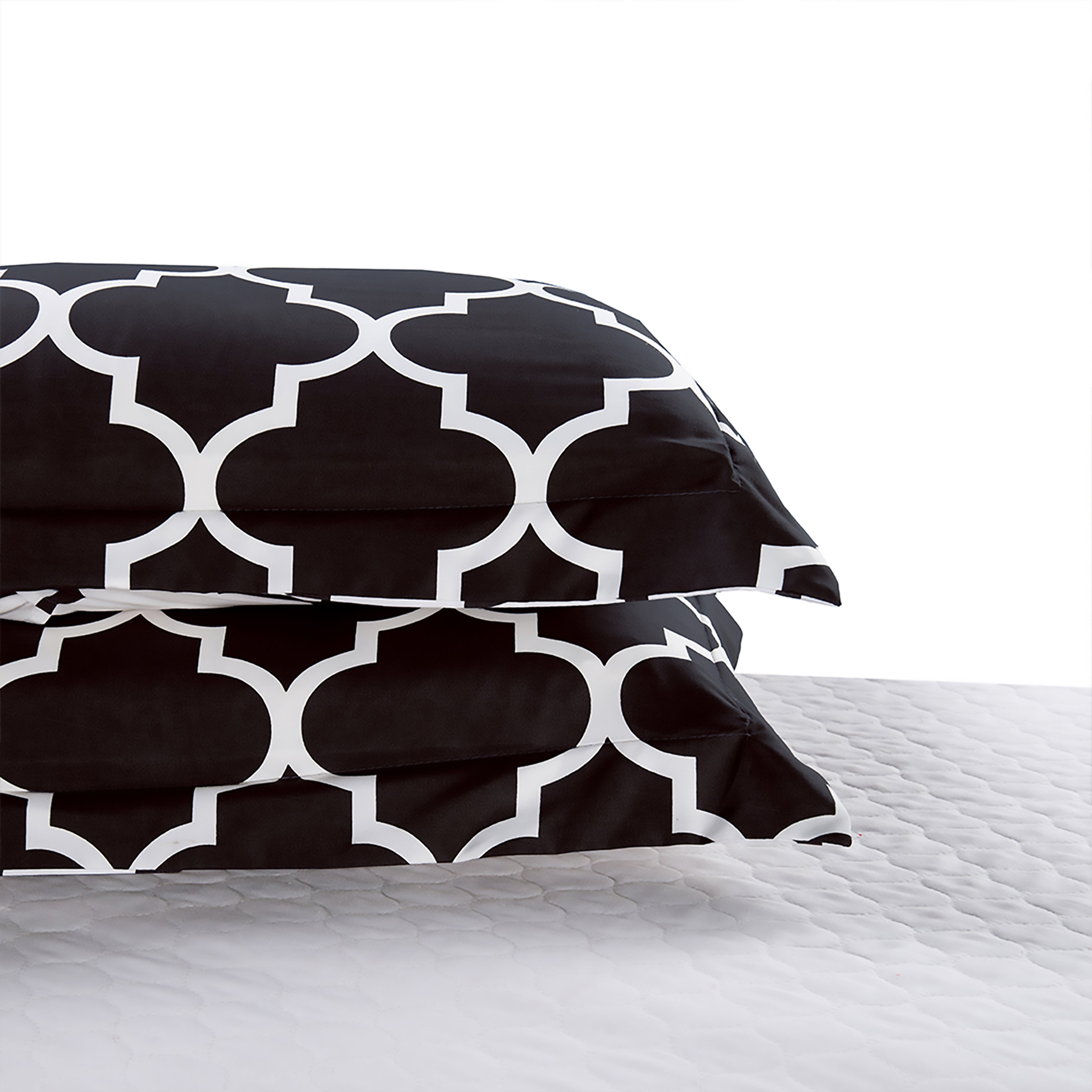 3-Piece Moroccan Trellis Reversible Comforter Set