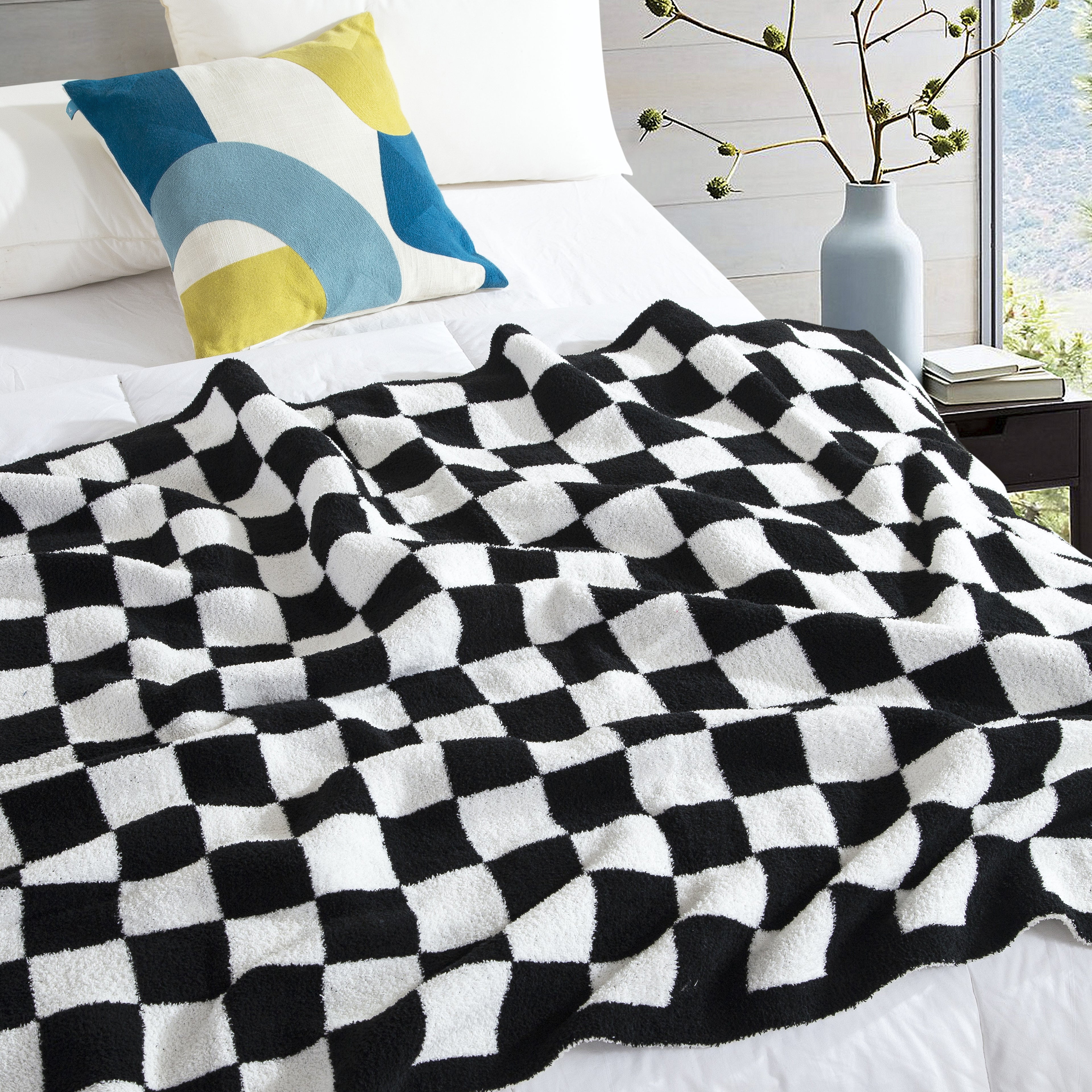 50" x 70"  Ultra Soft Checkered Knitted Throw Blanket