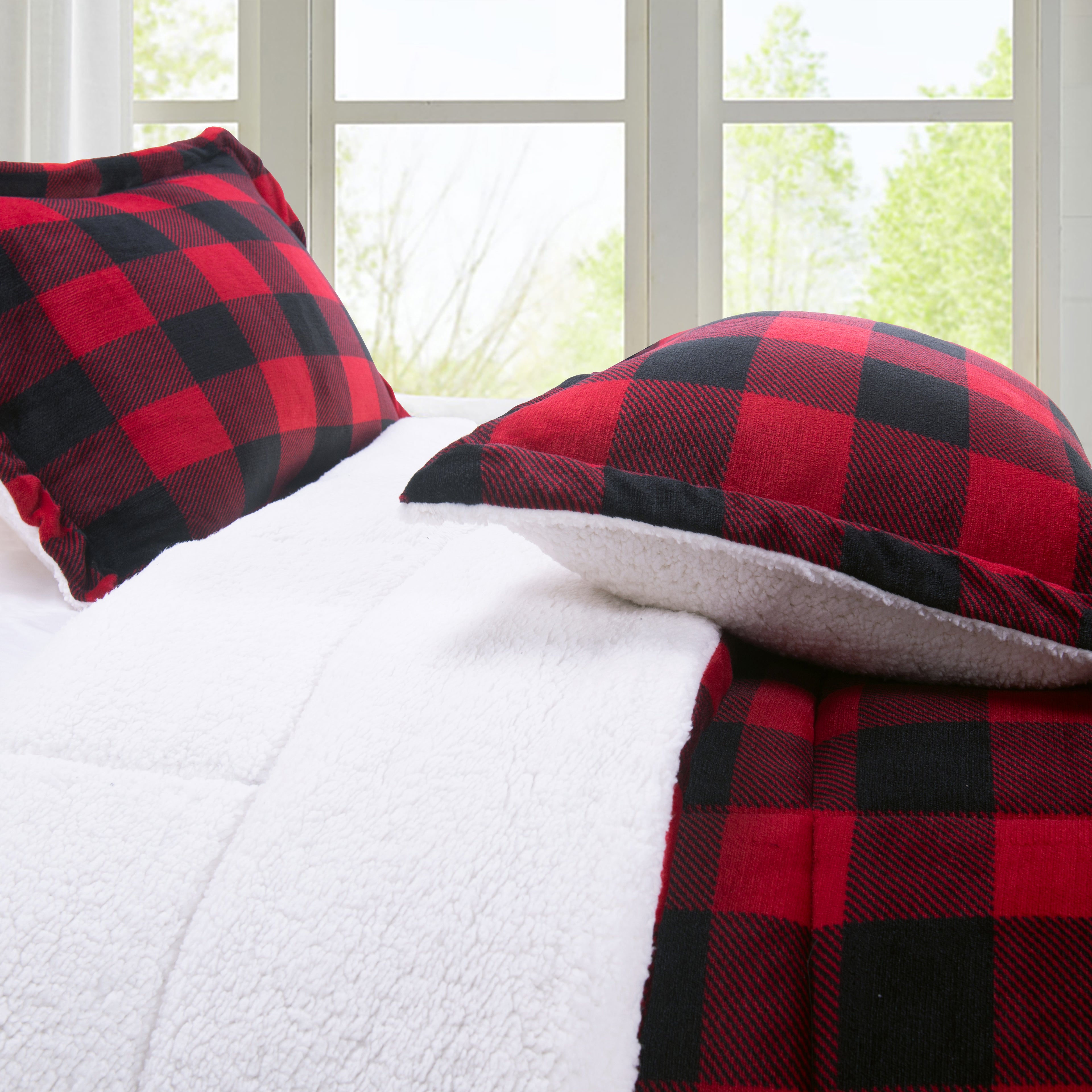 3-Piece Buffalo Micro-Suede Reversible Sherpa - Lodge-Plaid Pattern Comforter Set