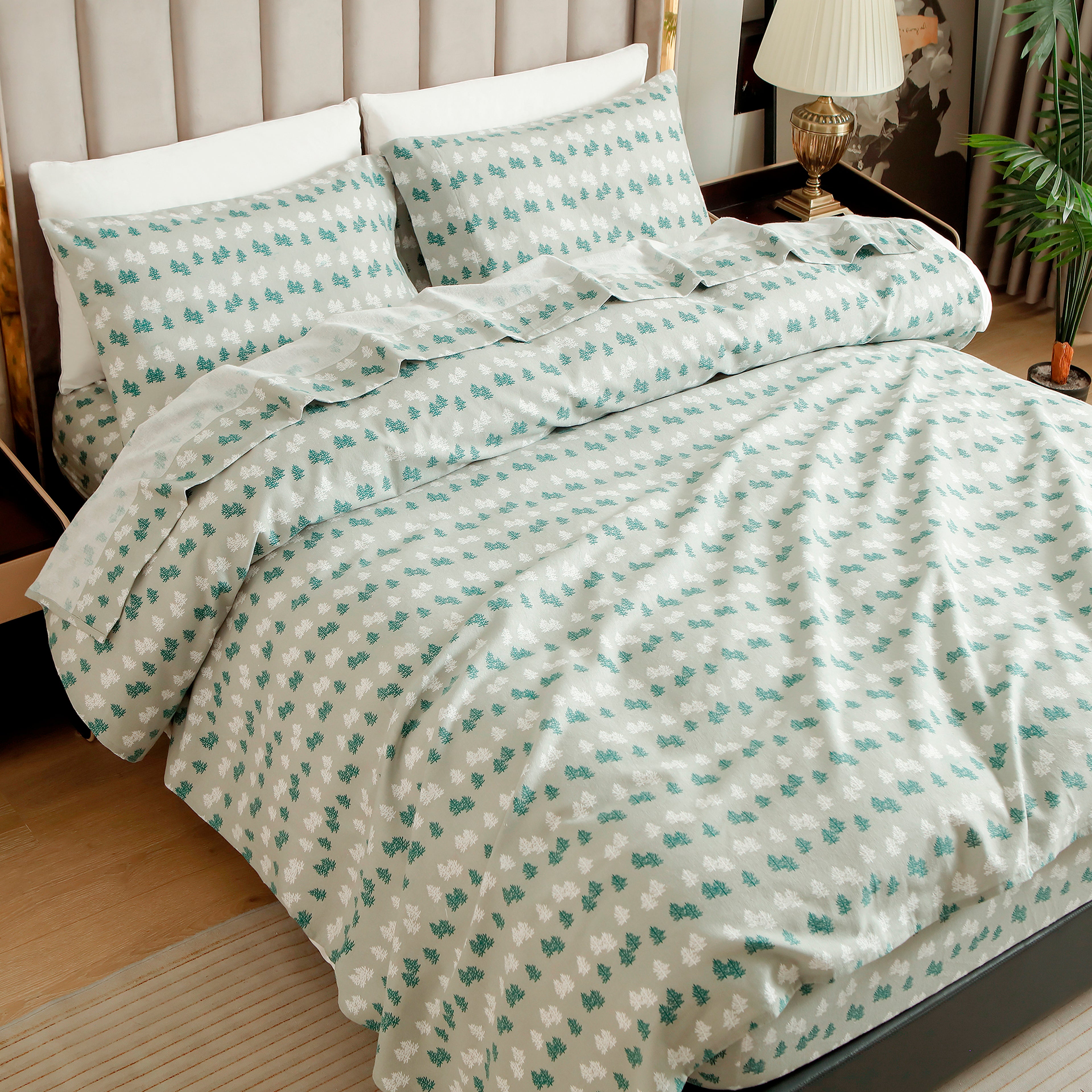 4-Piece Holiday Cotton Flannel Sheet Set - 100% Turkish Cotton