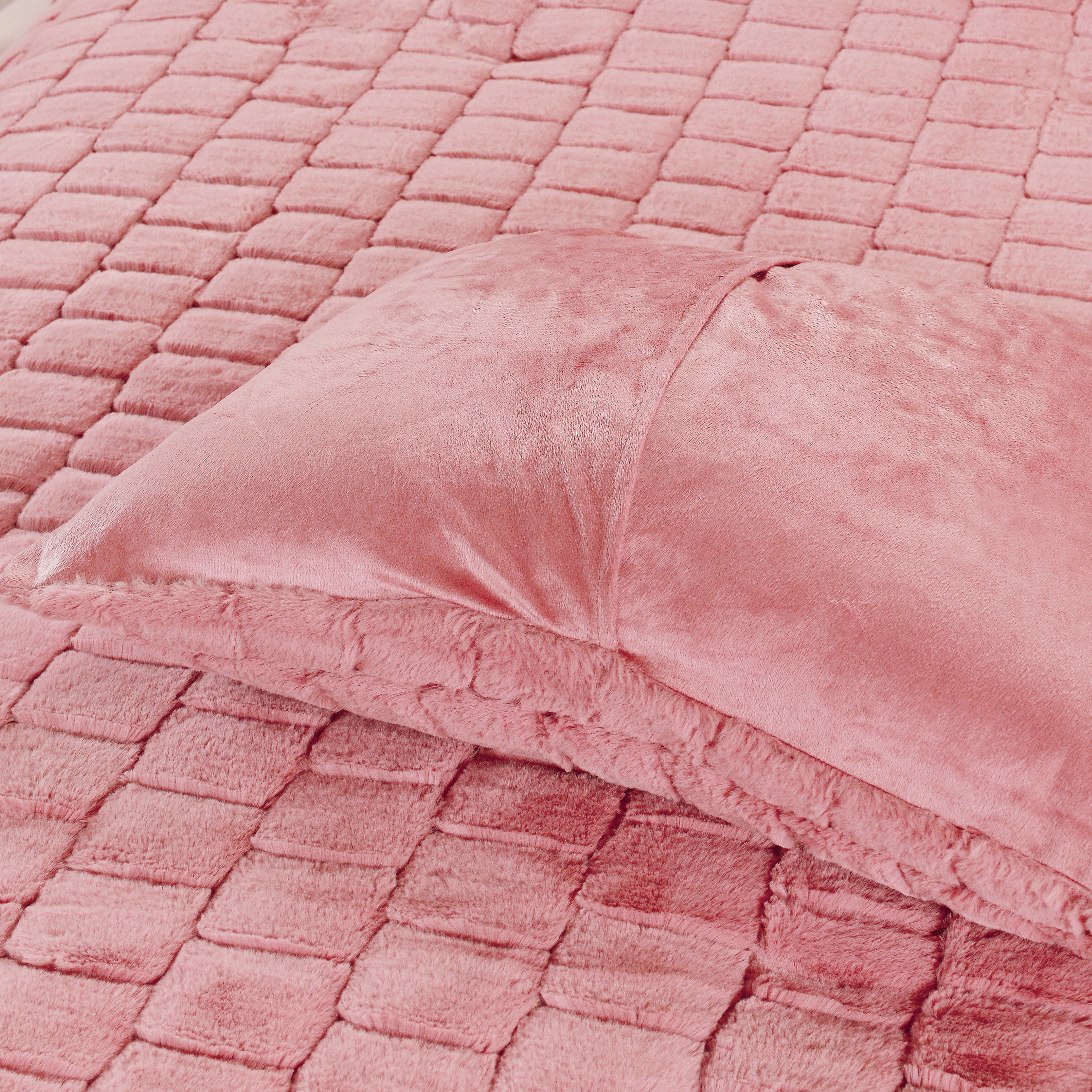 Fluffy 3-Piece Faux Rabbit Fur Comforter Set