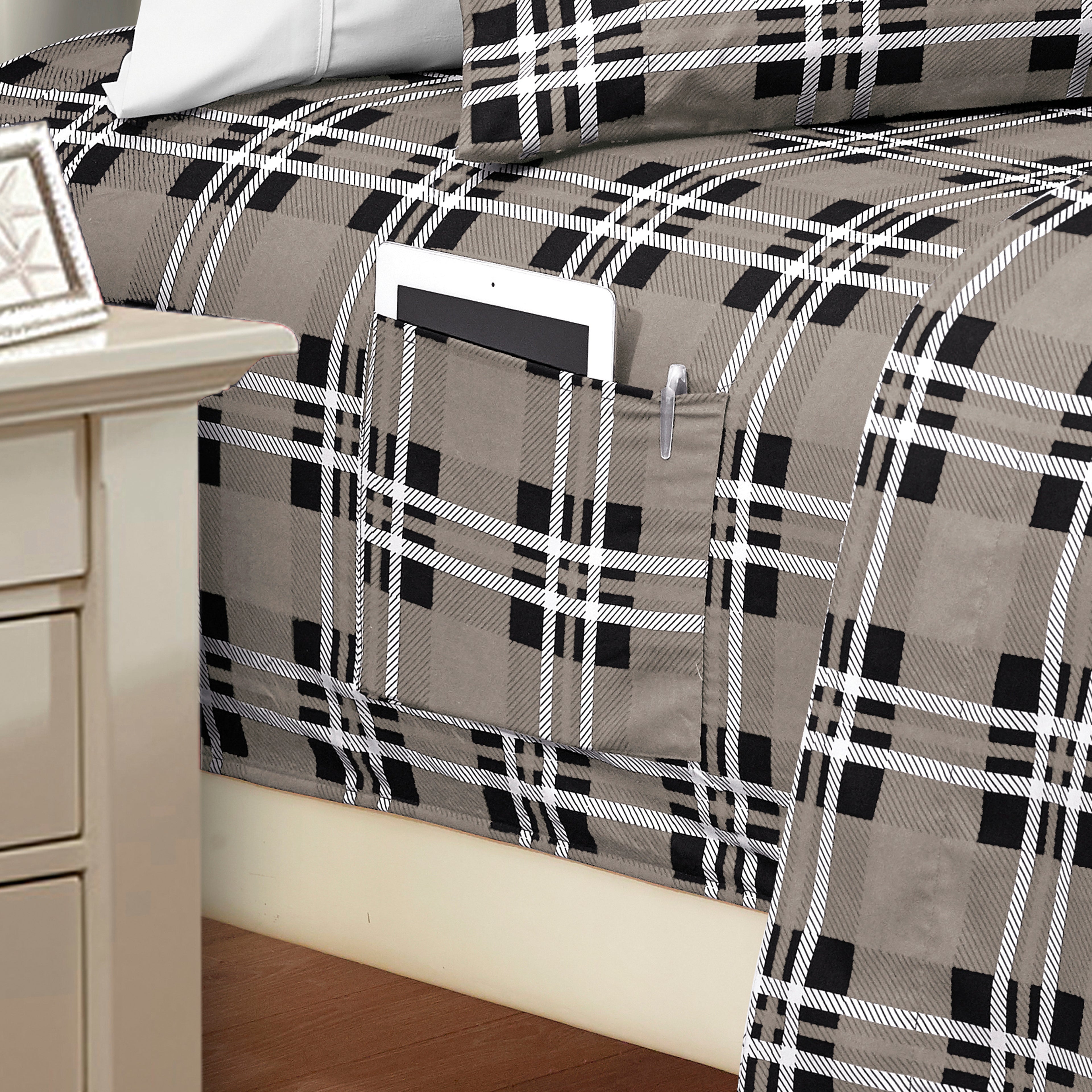 6-Piece Plaid Pattern Bed Sheet Set - Soft as a Hotel Premium Quality