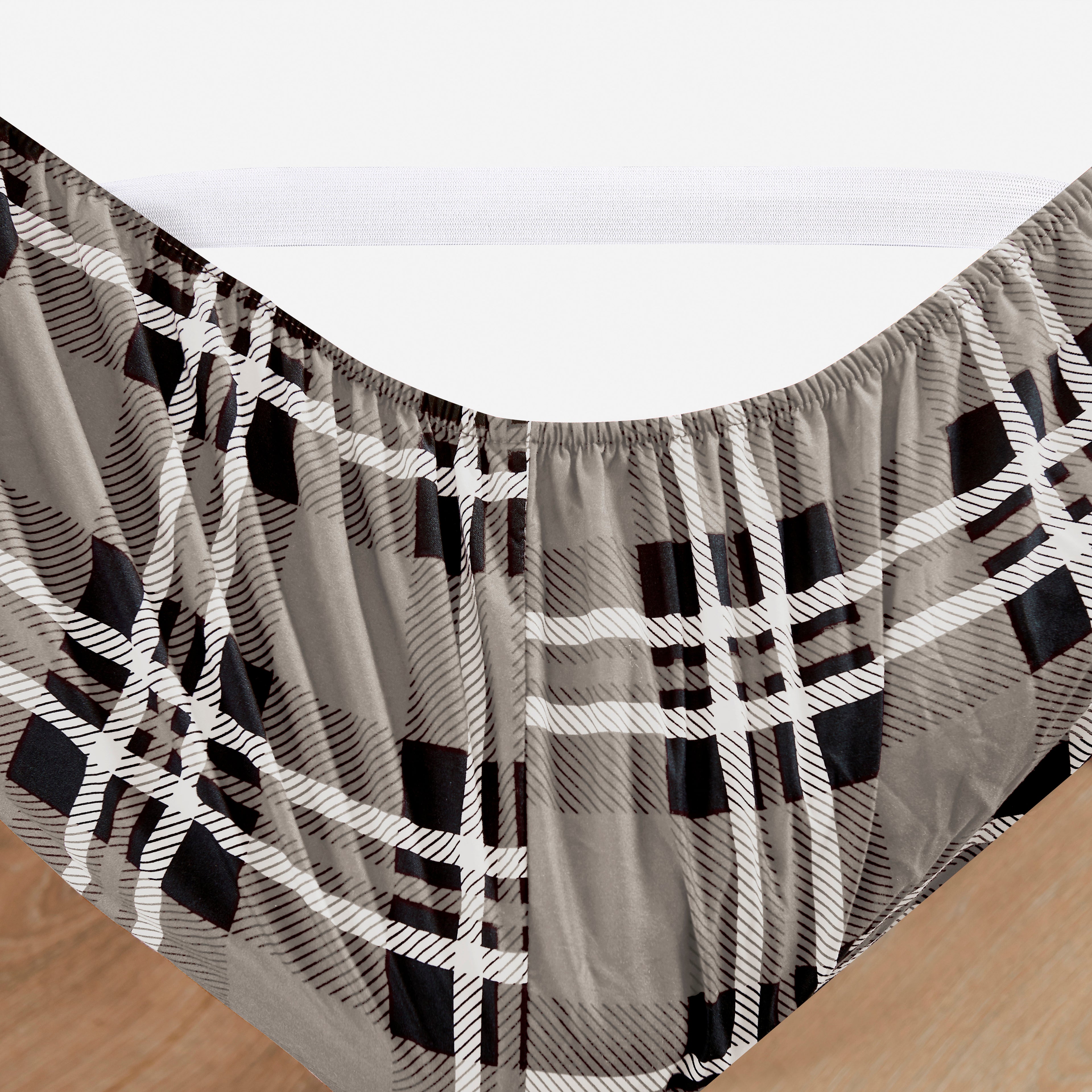 6-Piece Plaid Pattern Bed Sheet Set - Soft as a Hotel Premium Quality