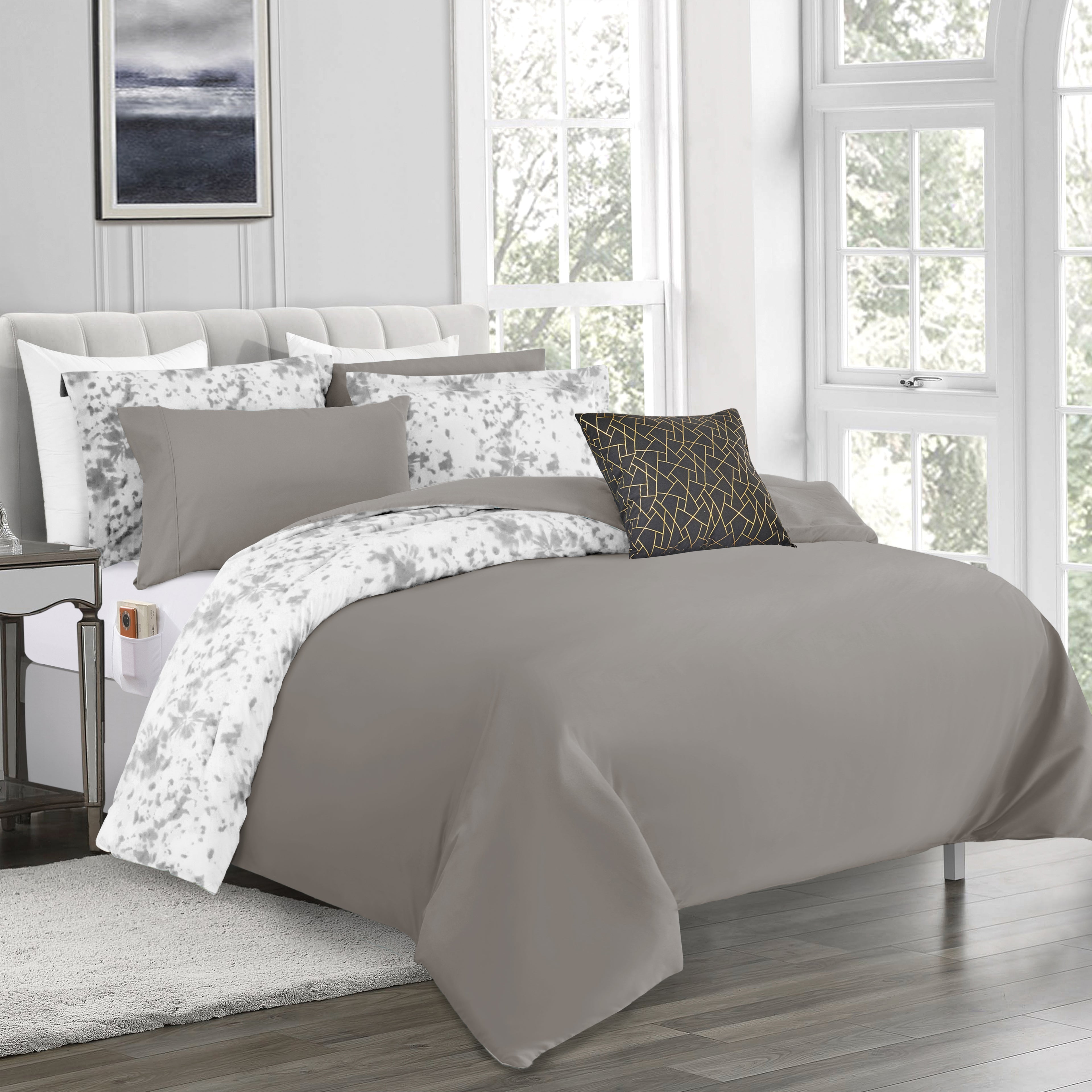 10-Piece Tie-Dye Comforter Set, Includes 6-Piece Sheet Set with Double Sided Storage Pockets