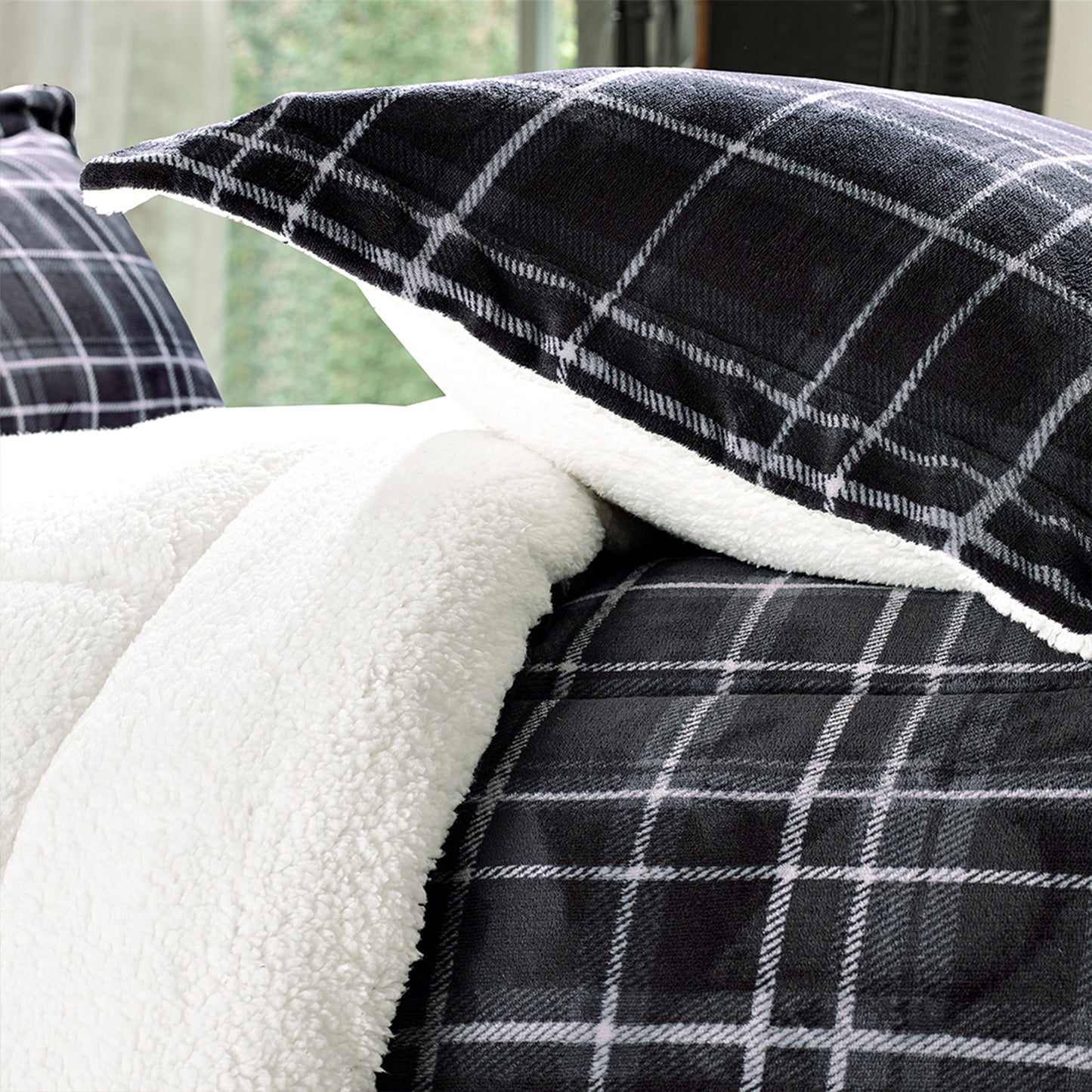 Elegant Comfort 3-Piece Plaid Micro-Suede Reversible Sherpa - Comforter Set