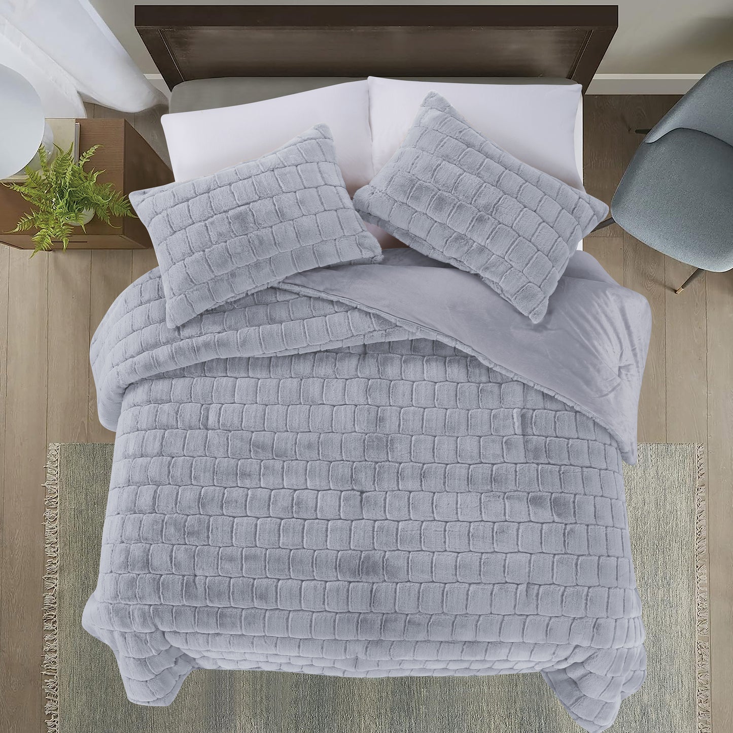 Elegant Comfort Fluffy 3-Piece Faux Rabbit Fur Comforter Set