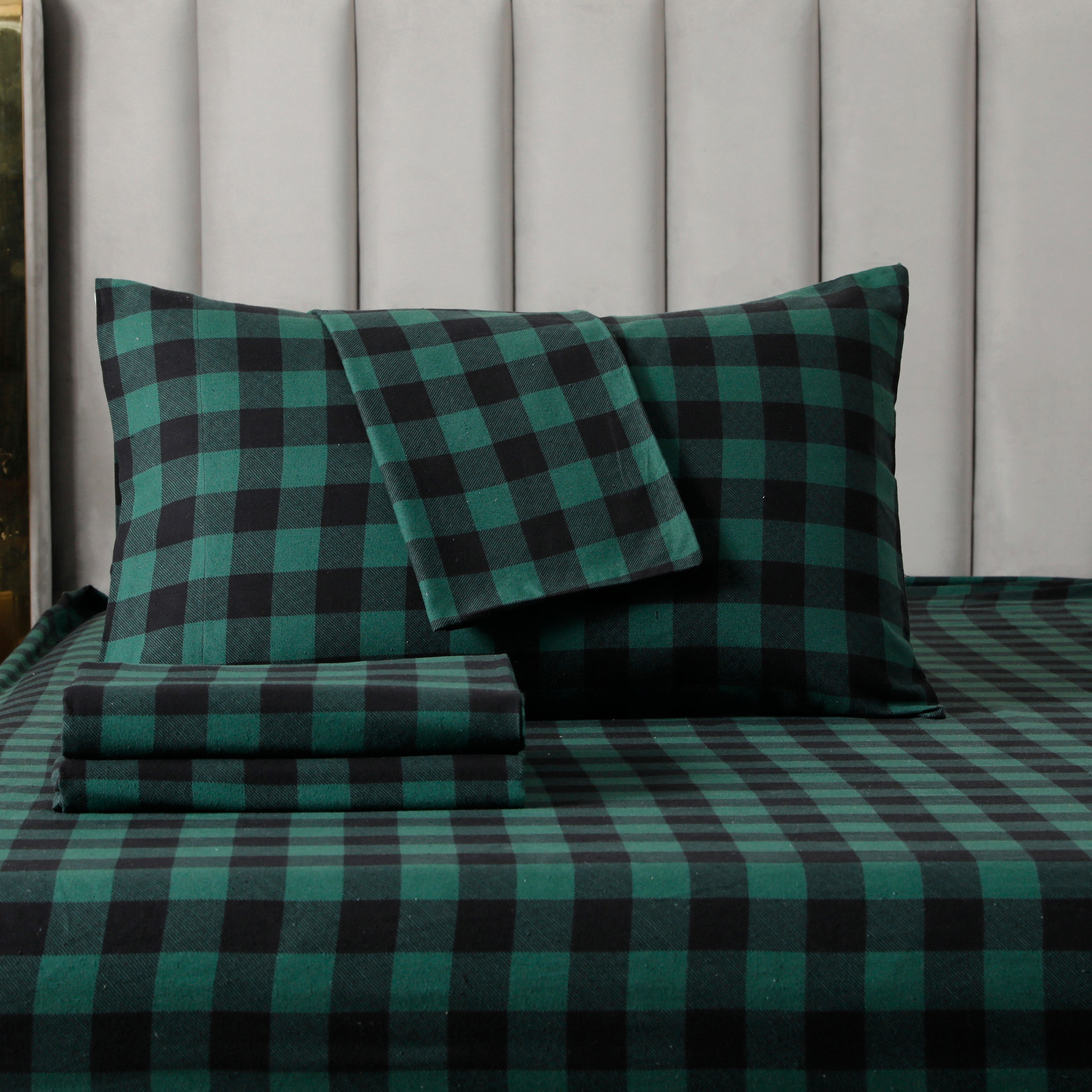 Buffalo Checkered Pattern - 100% Turkish Cotton Flannel, 4-Piece Flannel Sheet Set