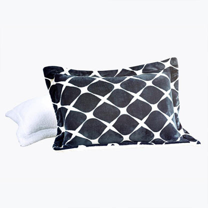 Elegant Comfort 3-Piece Micro-Suede Reversible Sherpa - Bloomingdale Pattern Comforter Set