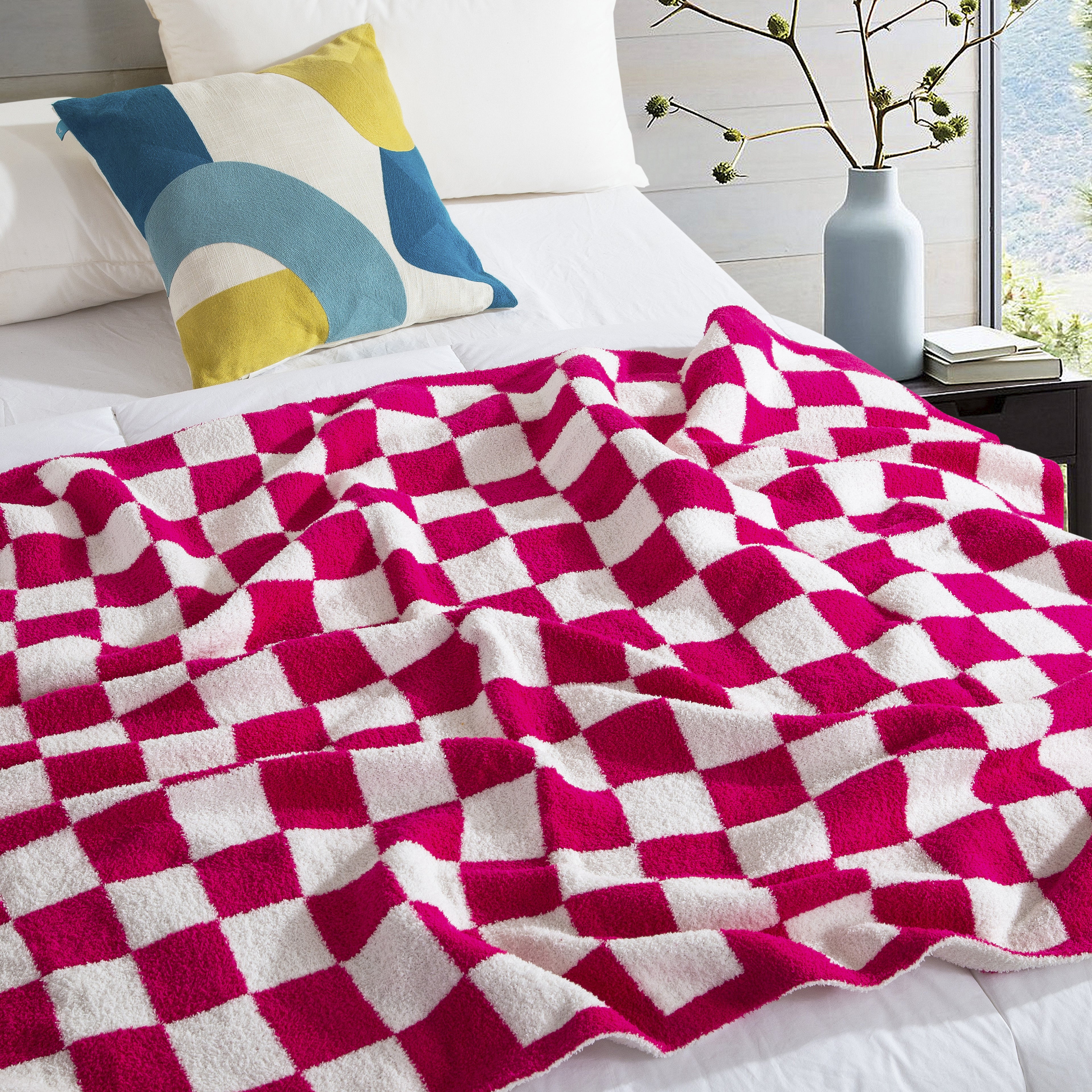 50" x 70"  Ultra Soft Checkered Knitted Throw Blanket