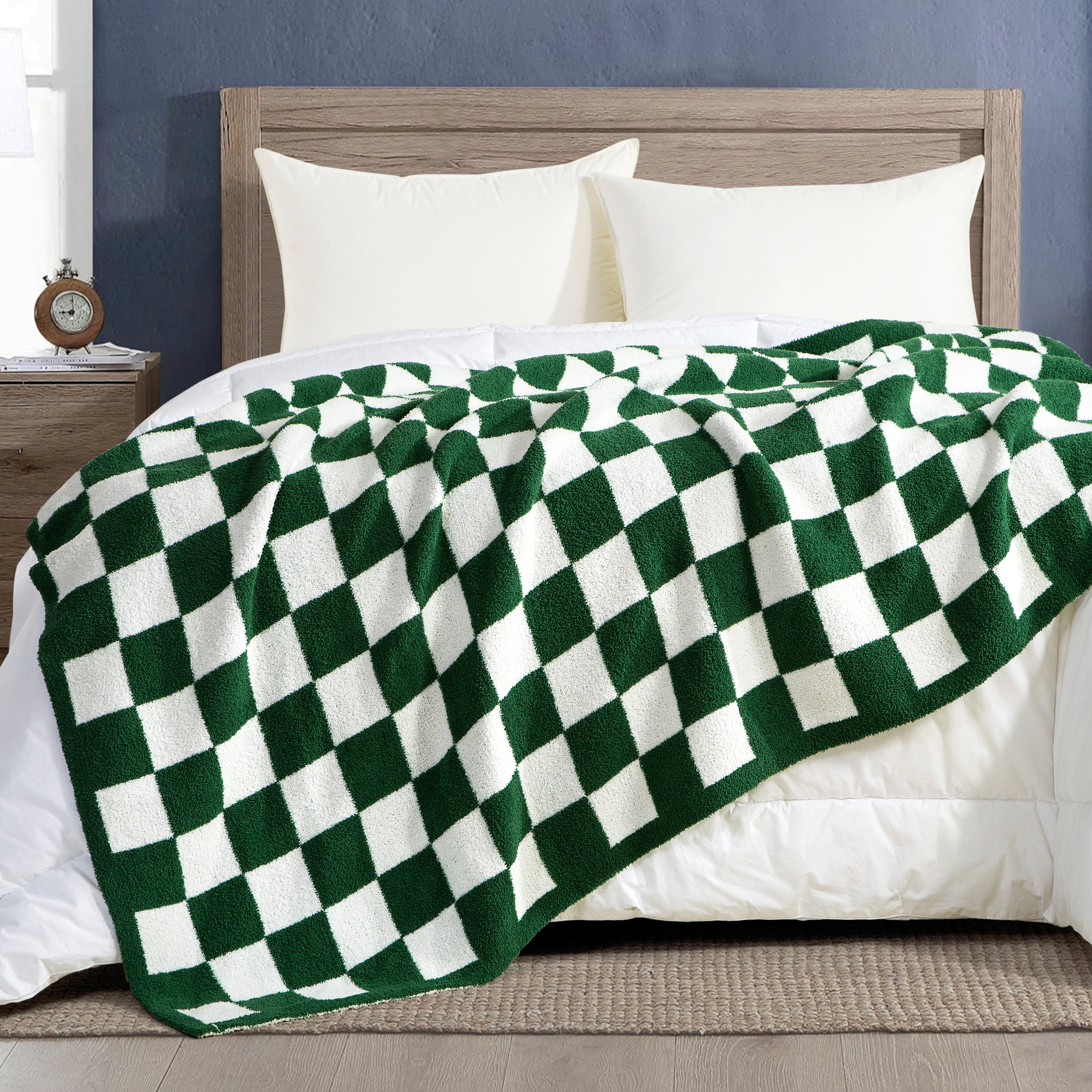 50" x 70"  Ultra Soft Checkered Knitted Throw Blanket